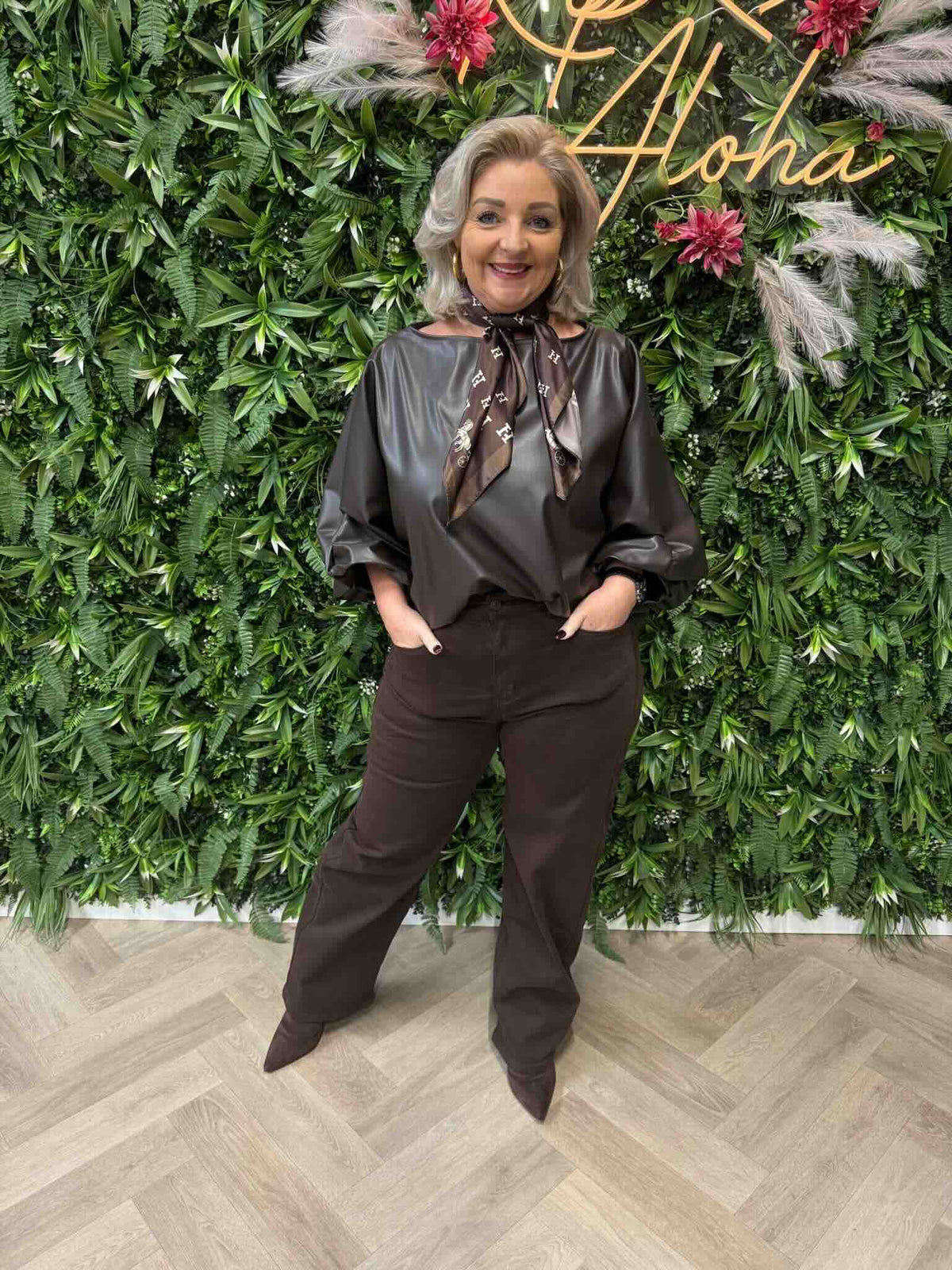 Leatherlook vleermuis top donkerbruin