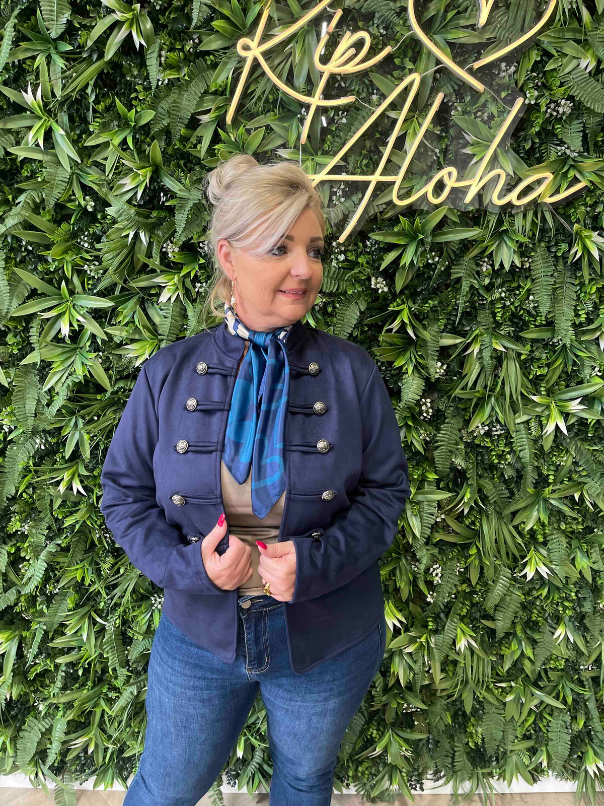 Blazer ronde hals met sierknopen donkerblauw