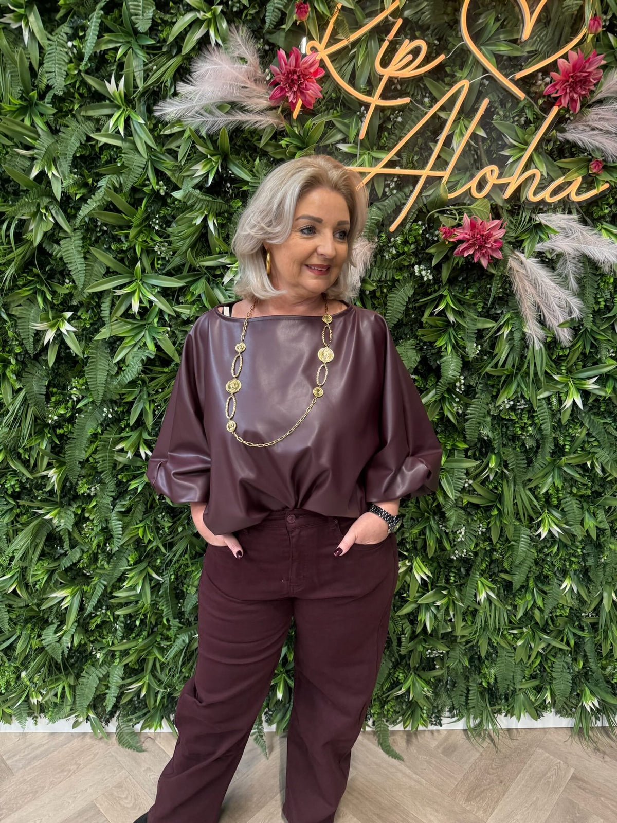 Leatherlook vleermuis top aubergine