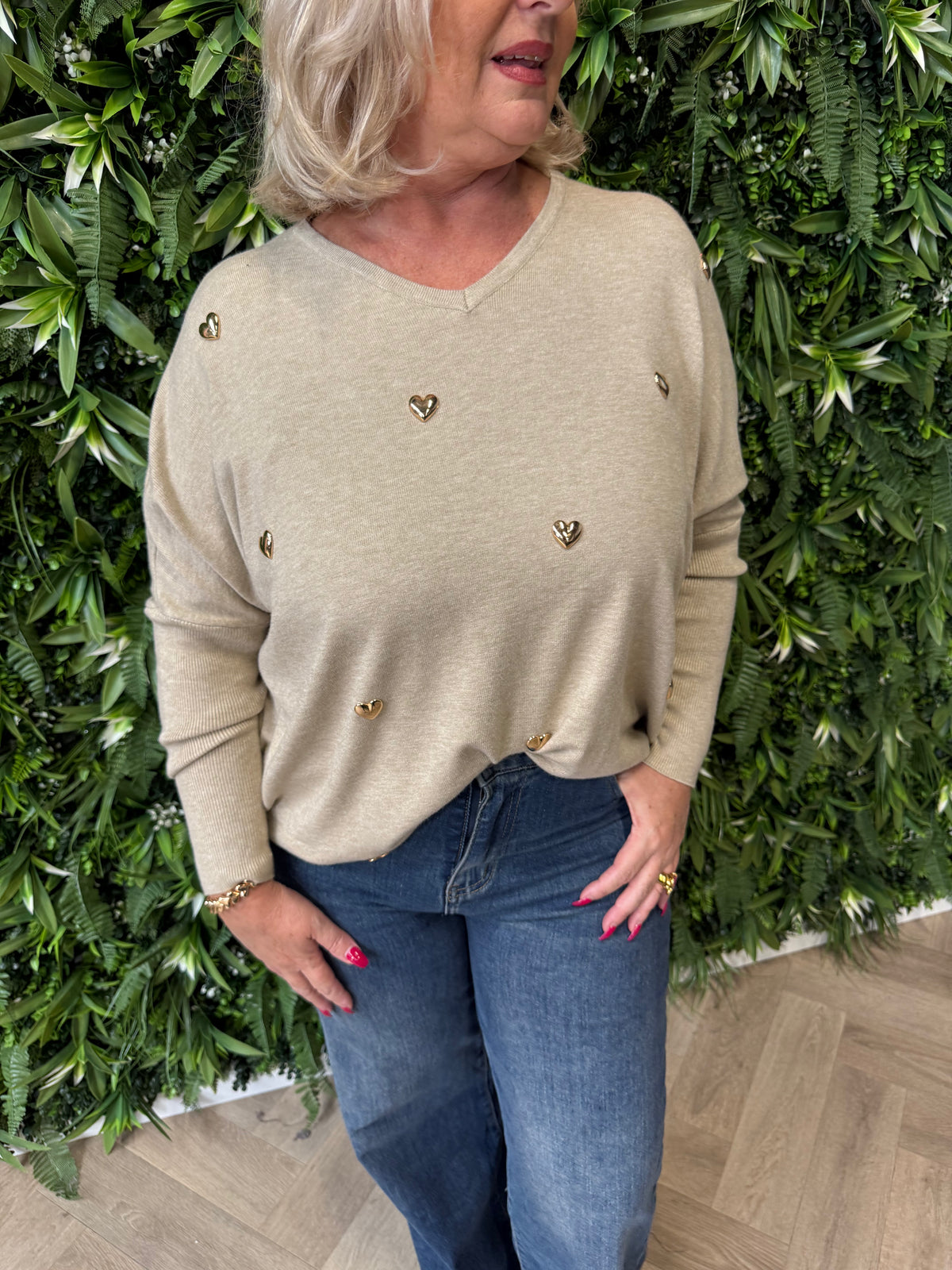 Lange trui hartjes beige