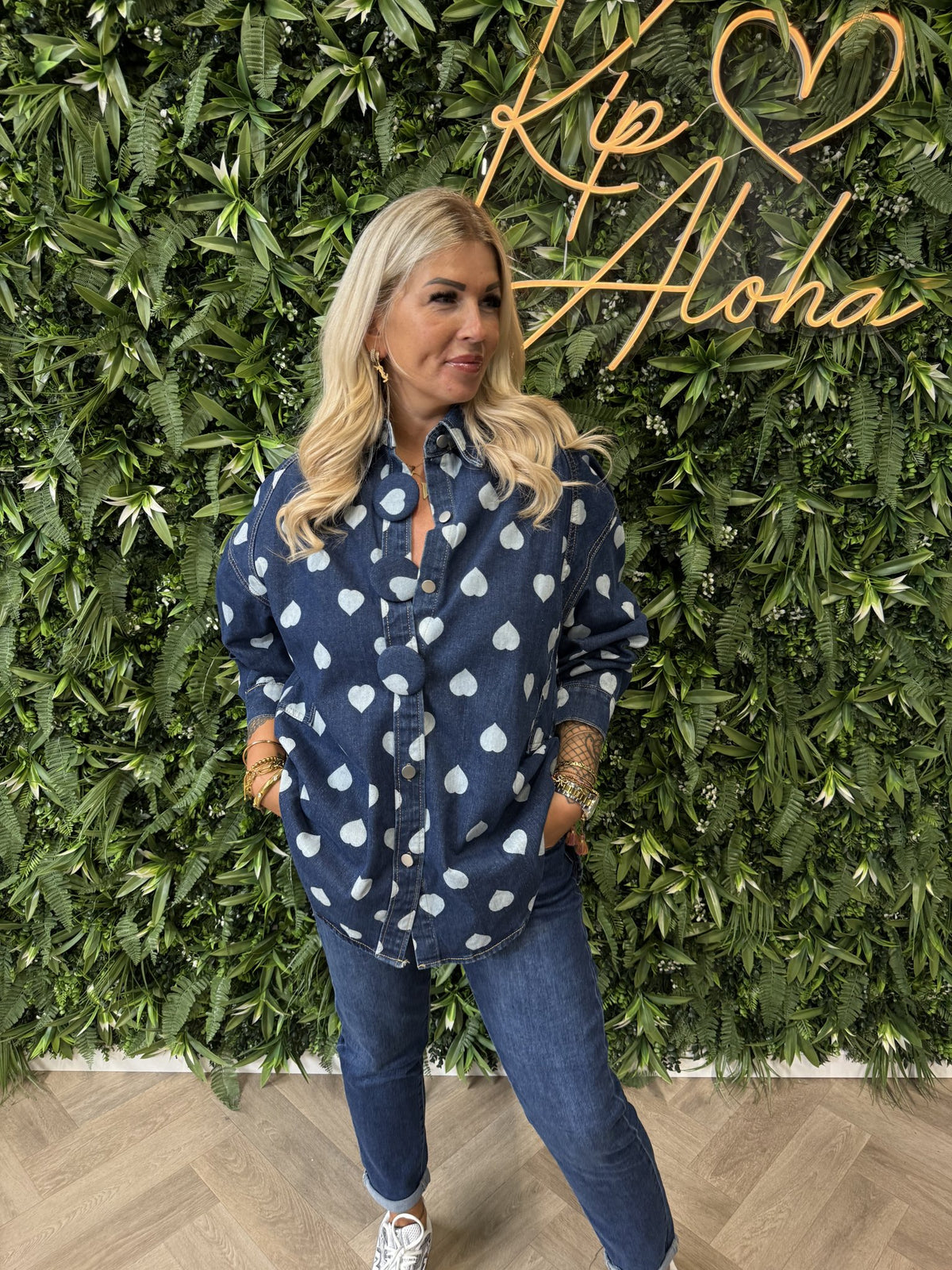 Denim blouse hartjes grote knopen blauw