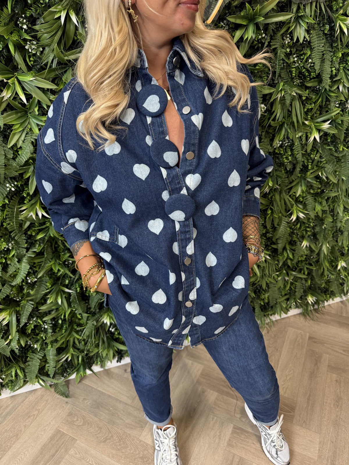 Denim blouse hartjes grote knopen blauw