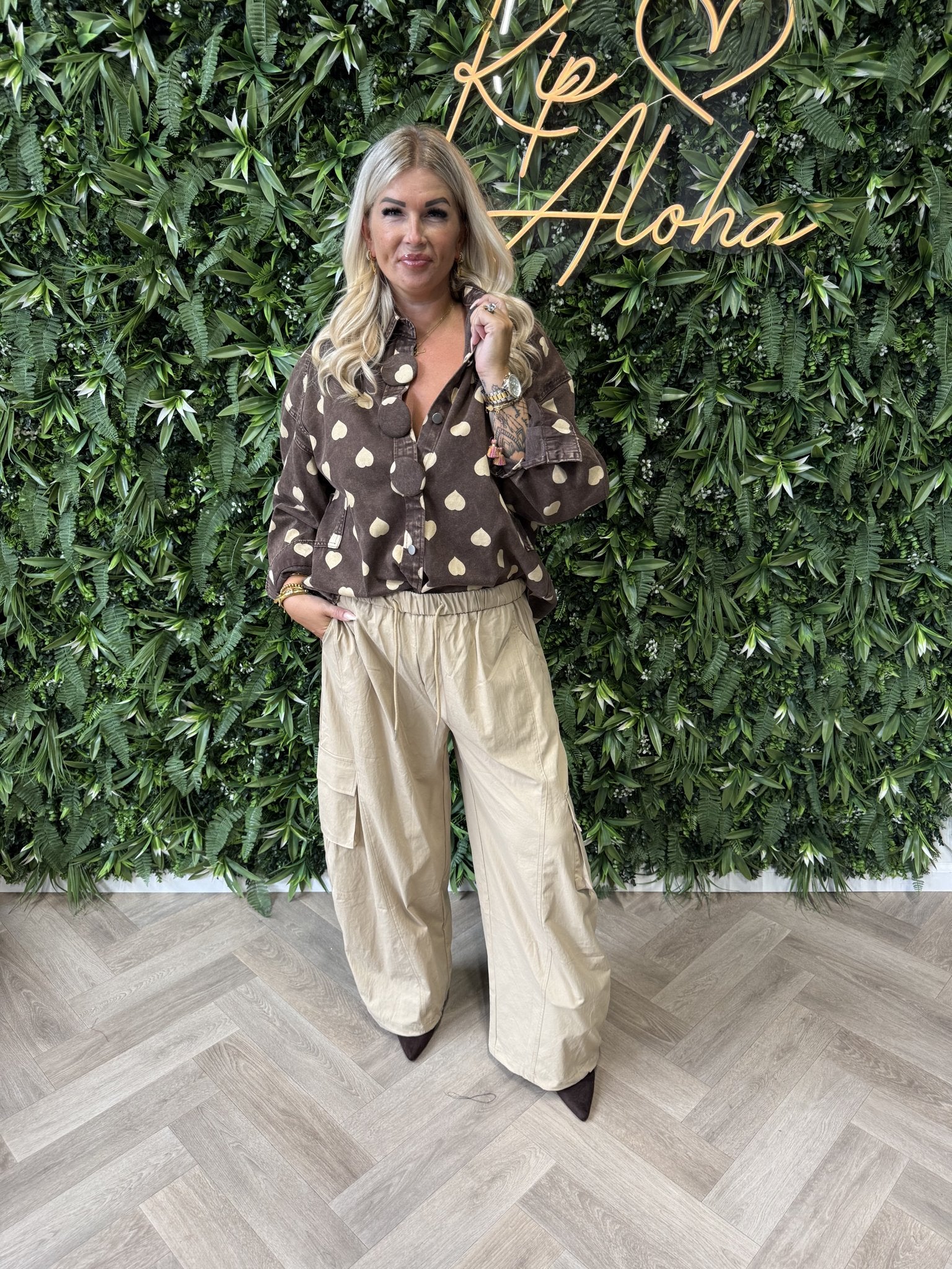 Denim blouse hartjes grote knopen bruin