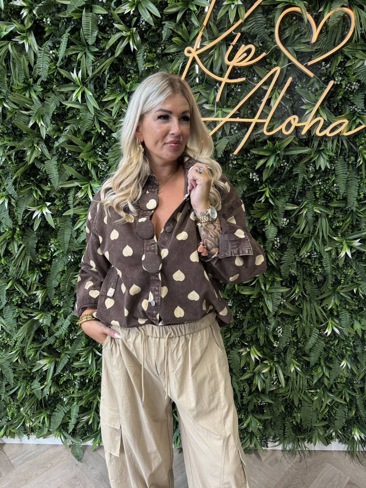 Denim blouse hartjes grote knopen bruin