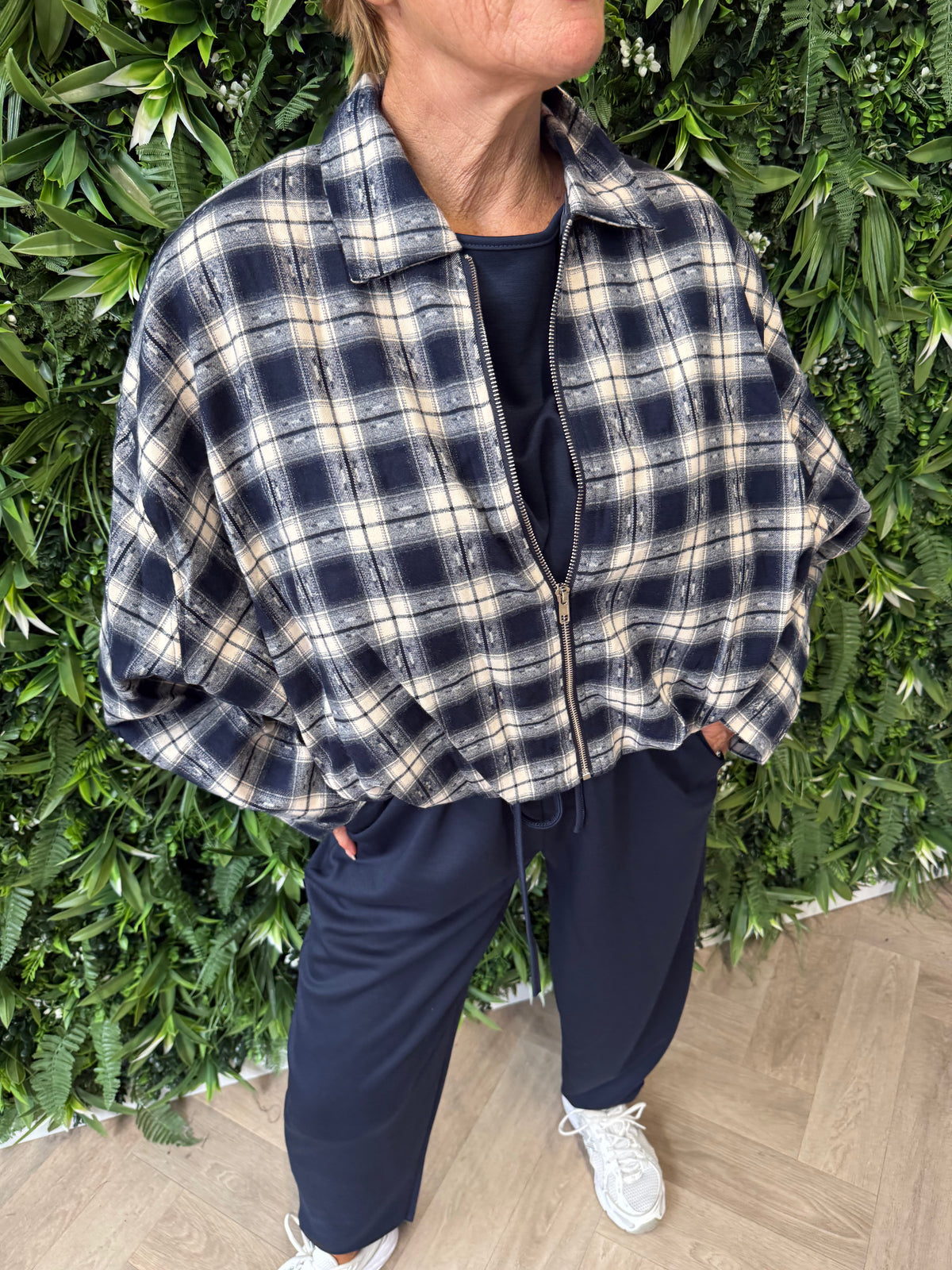 Korte bomber ruit patroon blauw