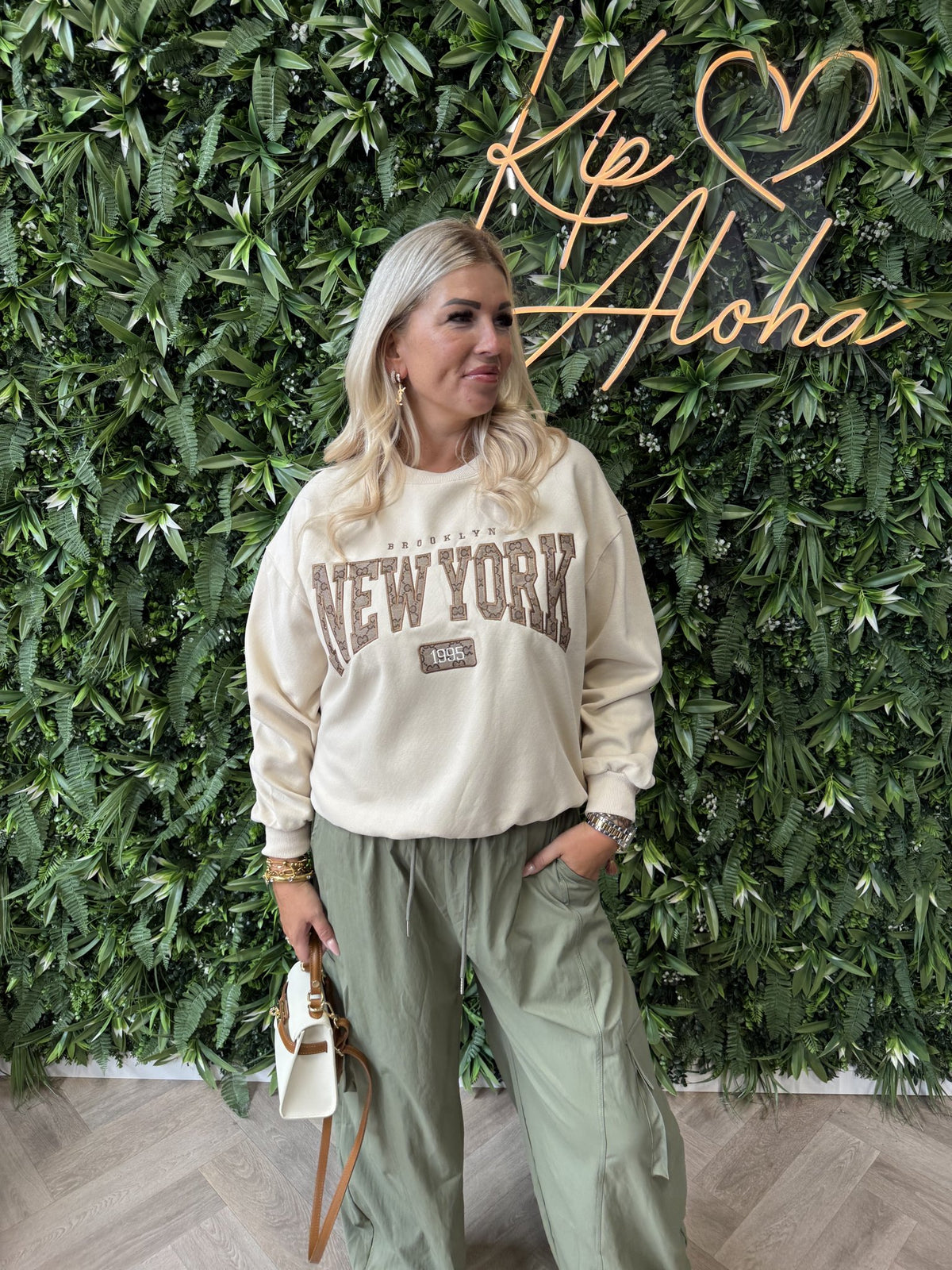 Trui new york beige