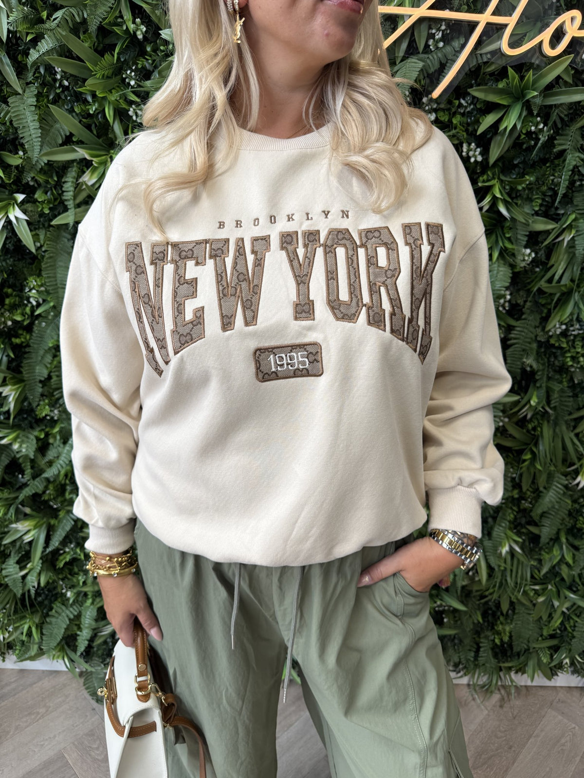 Trui new york beige