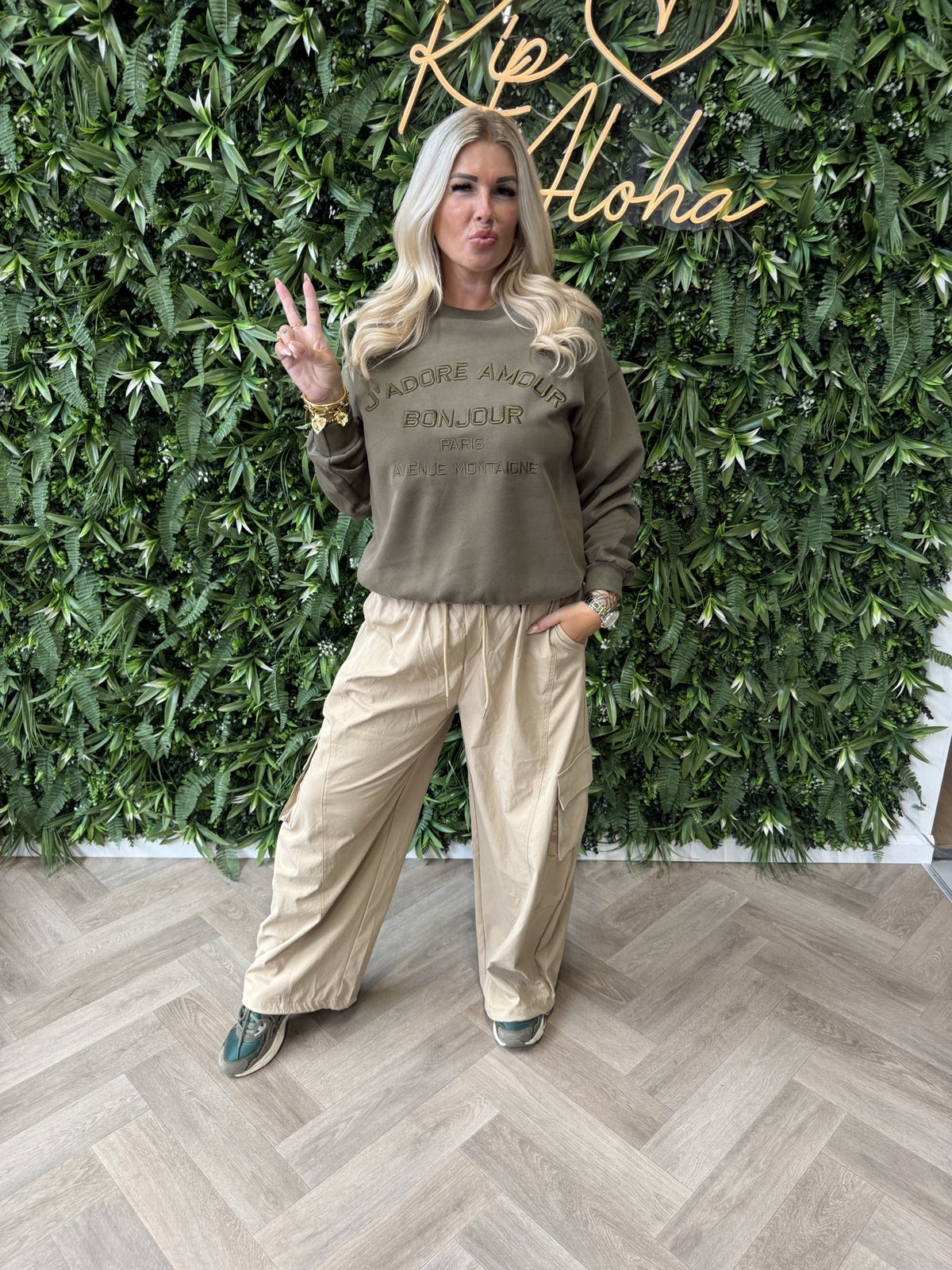 Trui bonjour legergroen