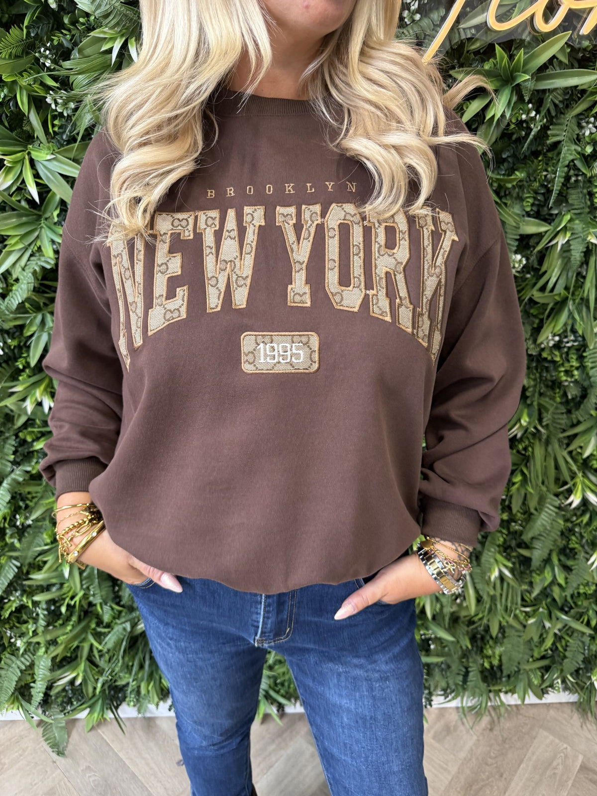Trui new york donkerbruin