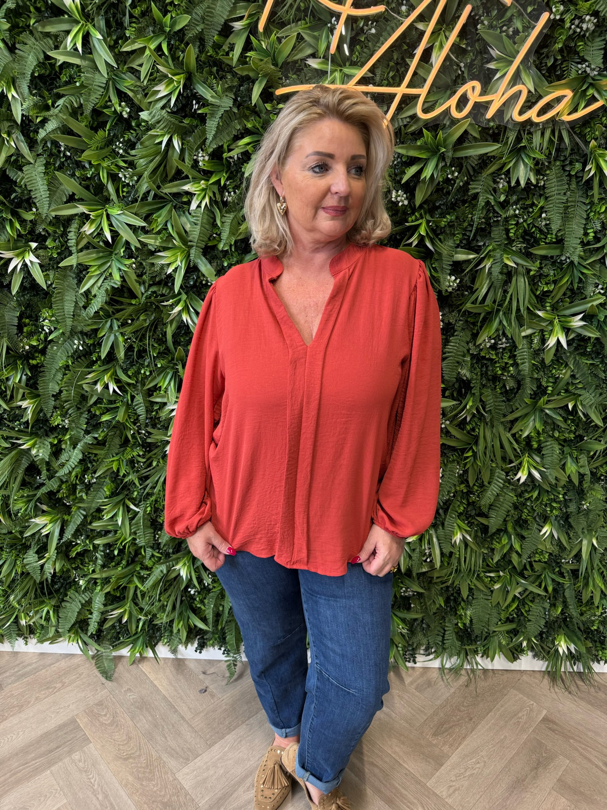 Blouse roezel met pofmouwen brique
