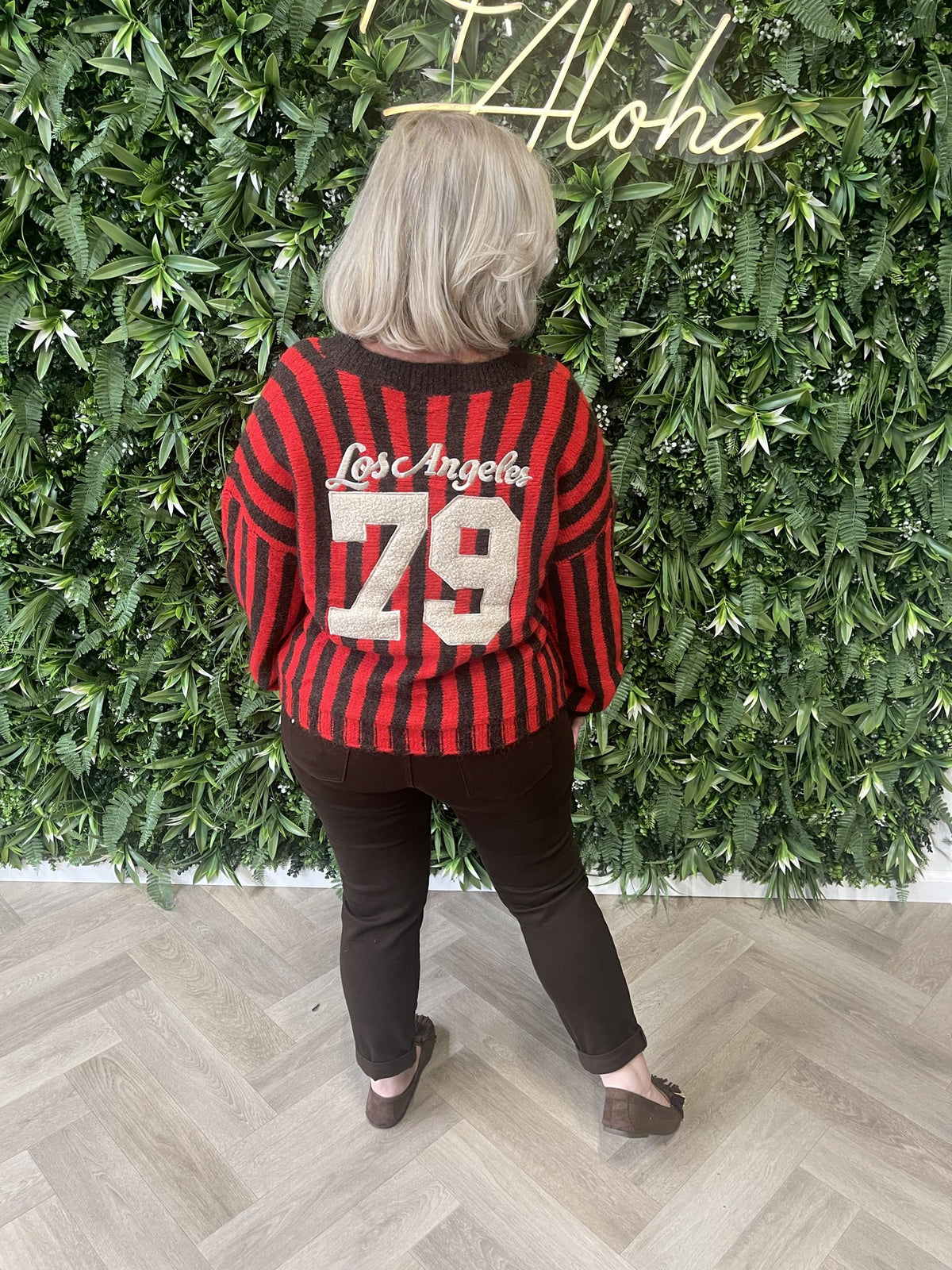 Gebreid vest strepen Los Angeles rood/bruin