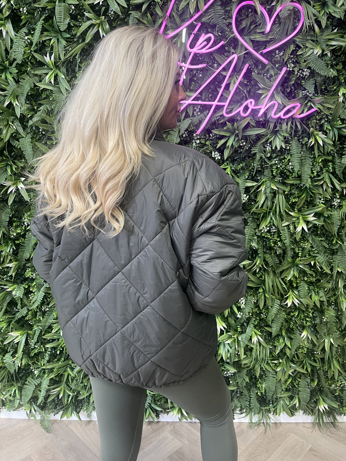 Puffer jas uni legergroen
