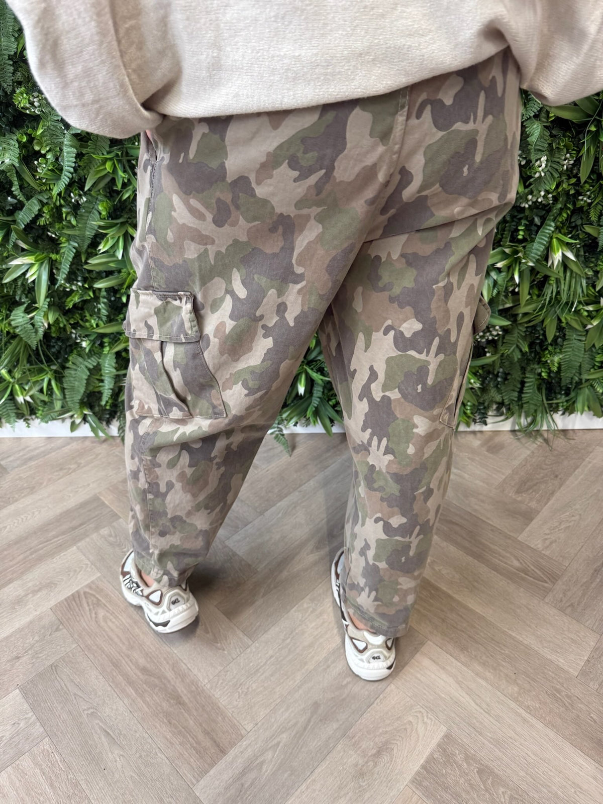 Army cargo broek beige