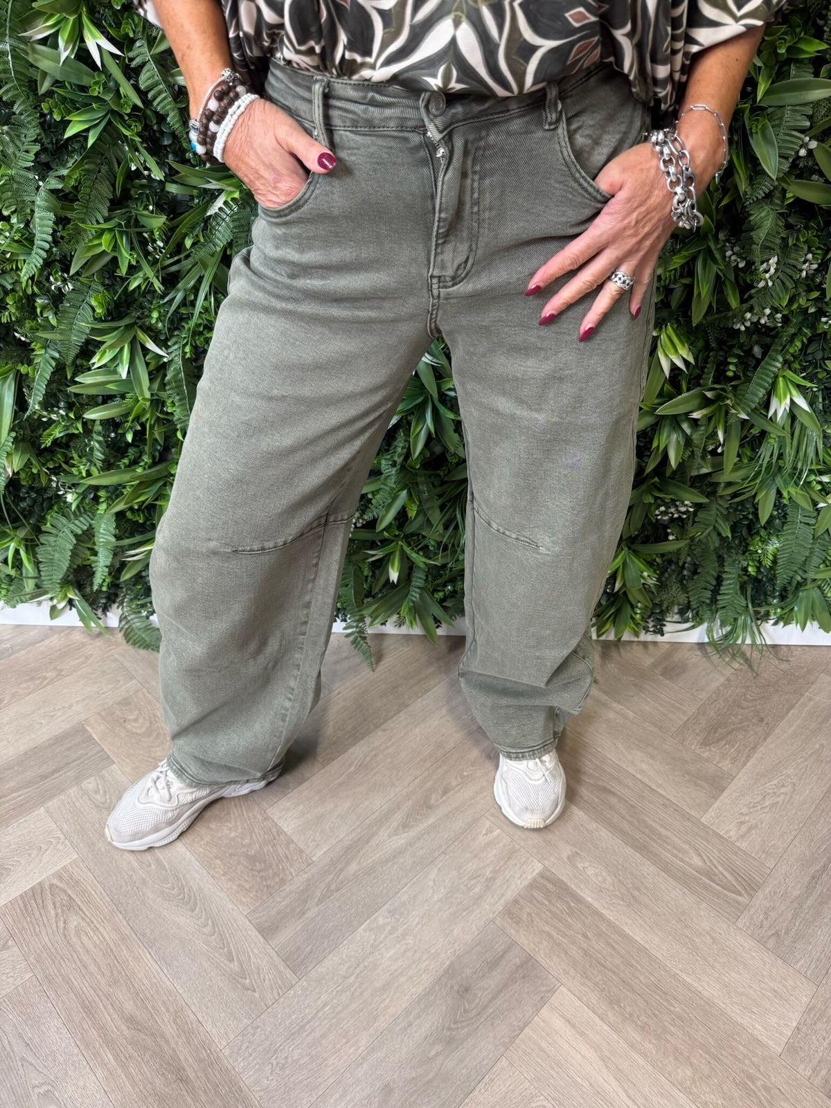Laulia balloon fit jeans olijfgroen