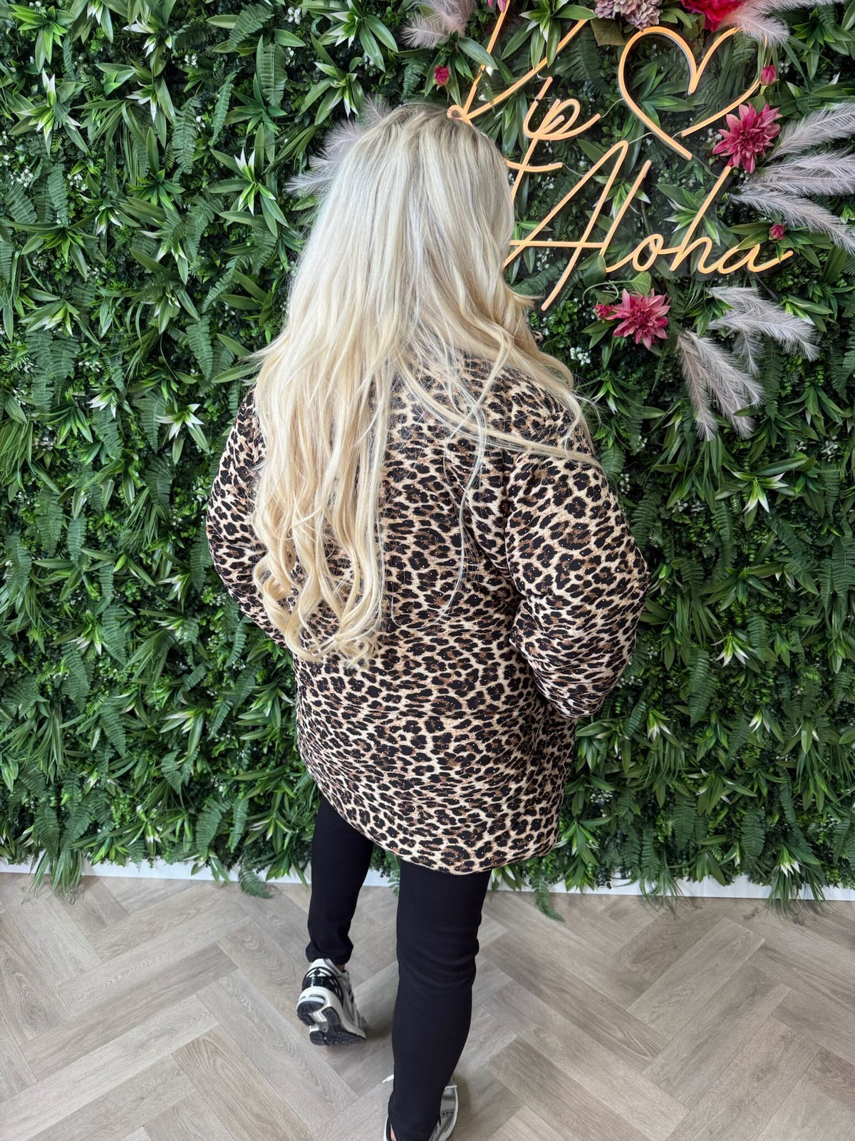 Puffer jas strass panterprint beige/bruin