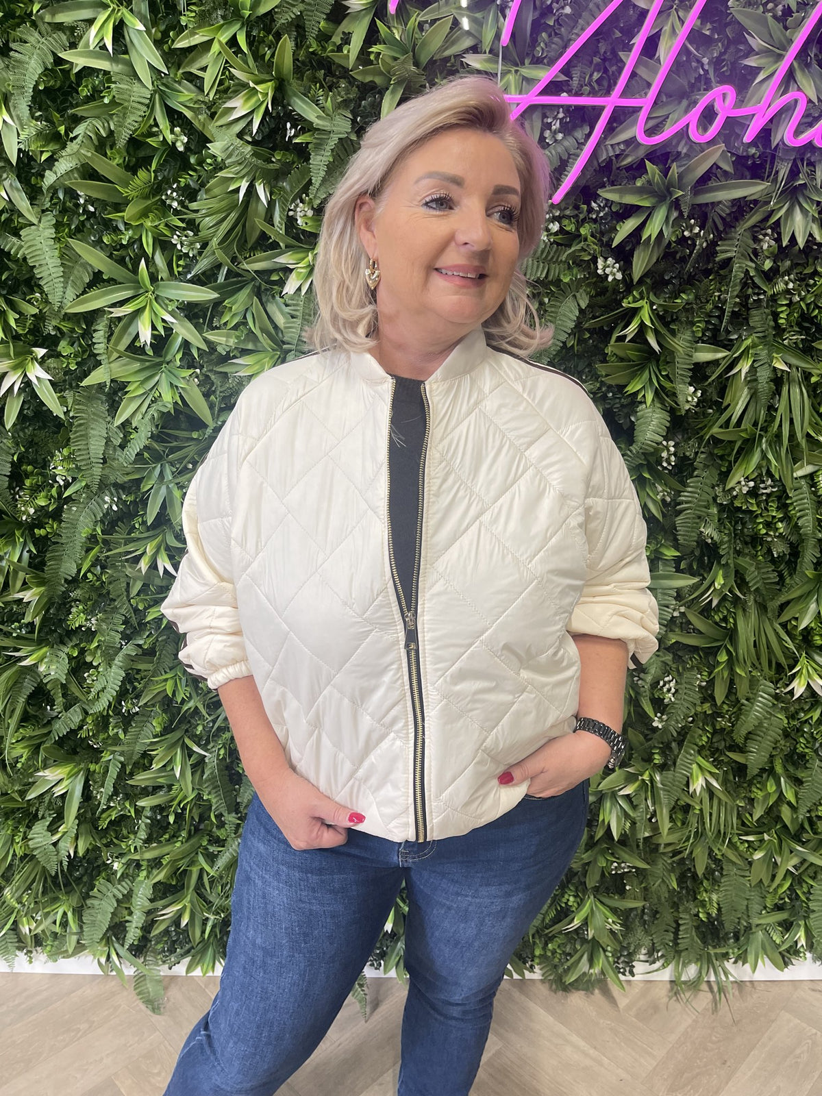Puffer jas met bies beige
