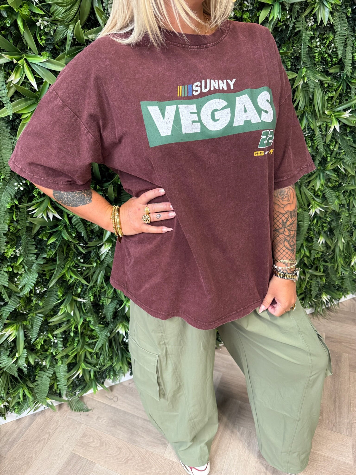 T-shirt washing sunny vegas bordeaux
