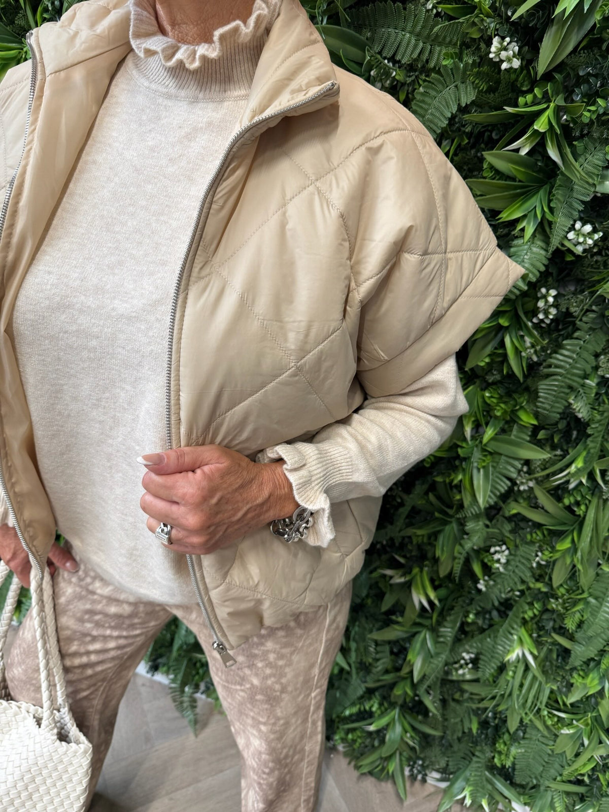 Bodywarmer ruitpatroon beige