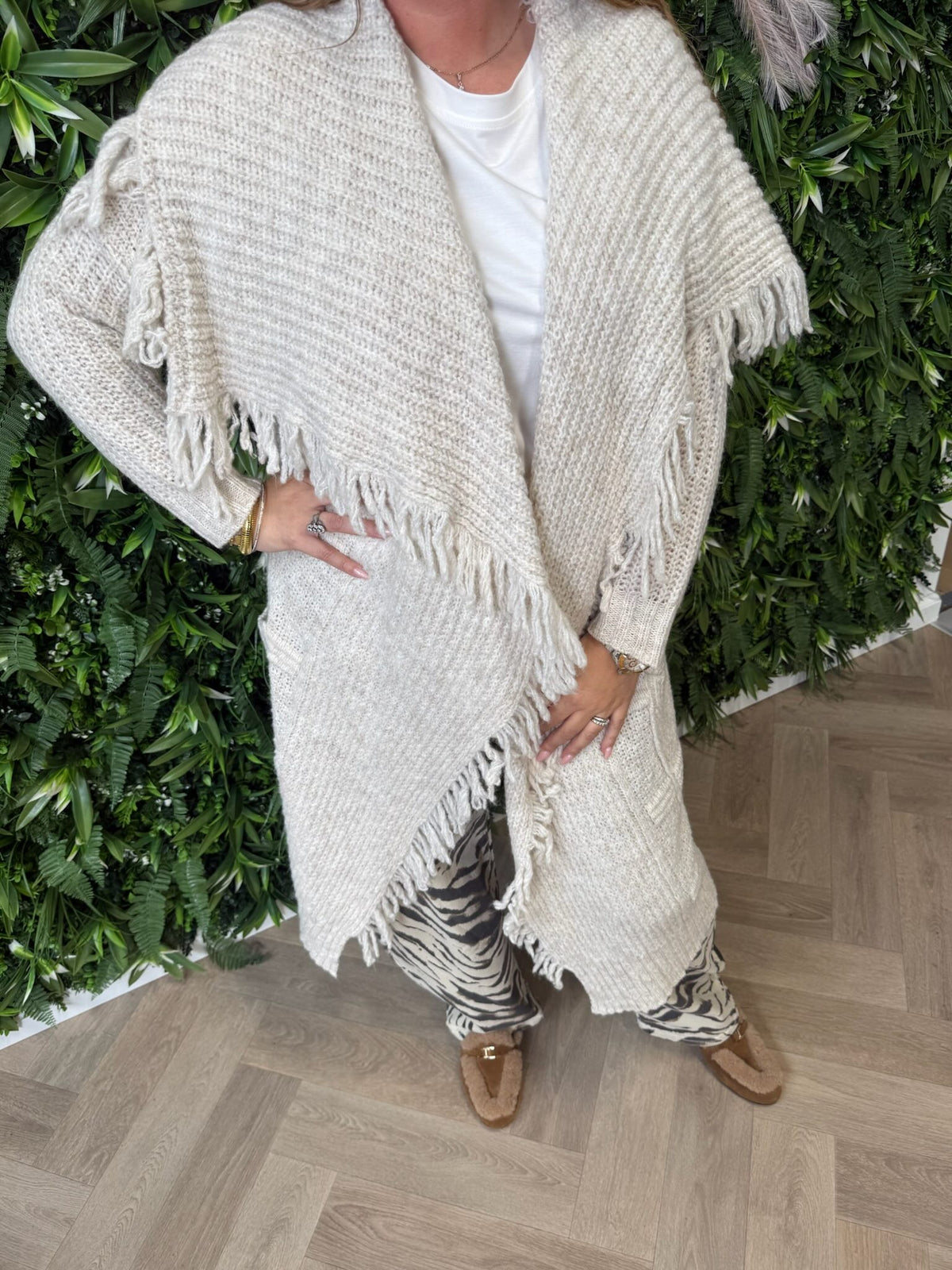 Gebreid vest franjes beige