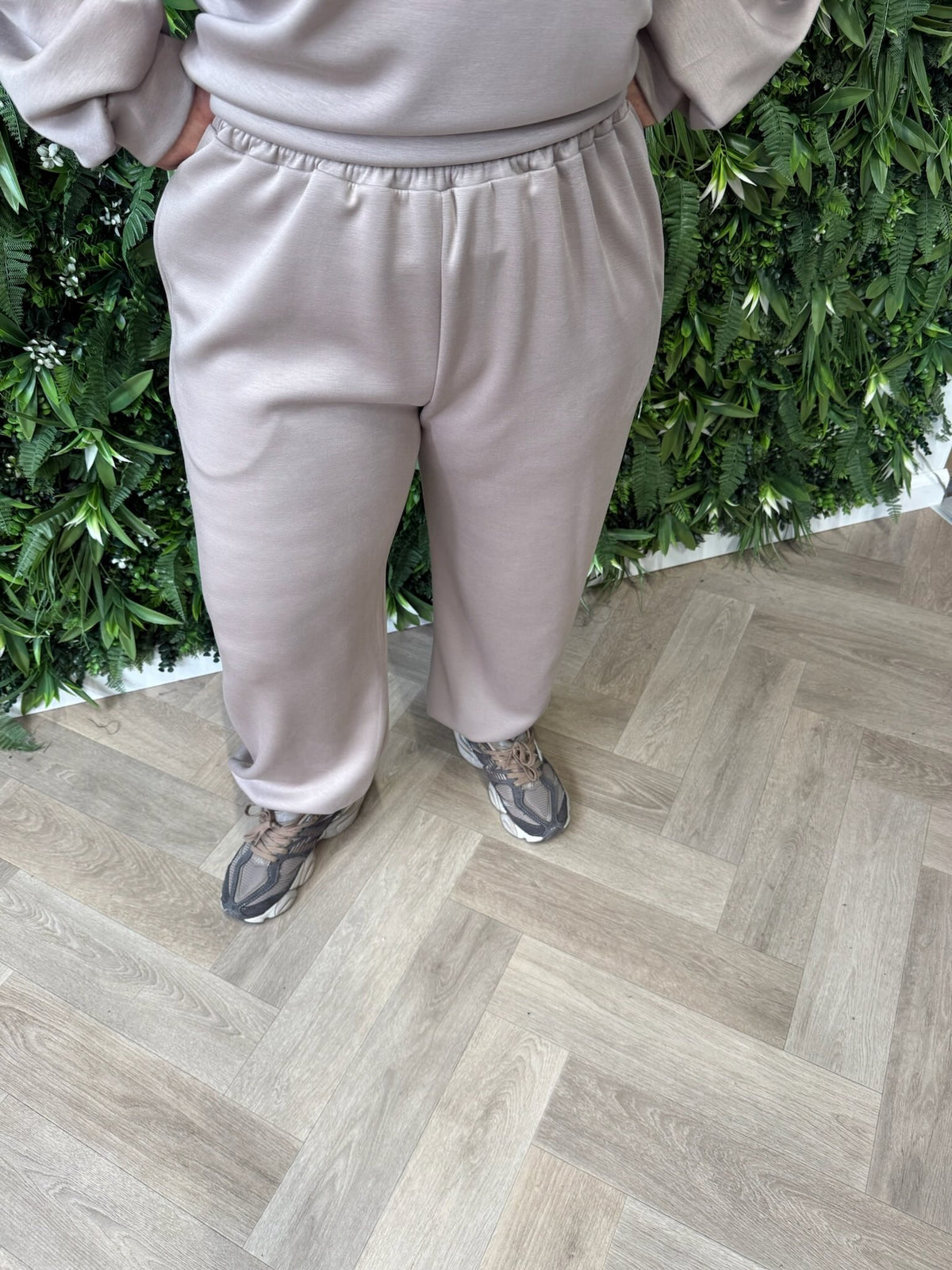 Tweedelig joggingspak comfy beige