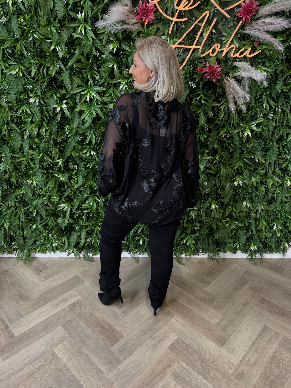 Blouse met bloemenmotief zwart