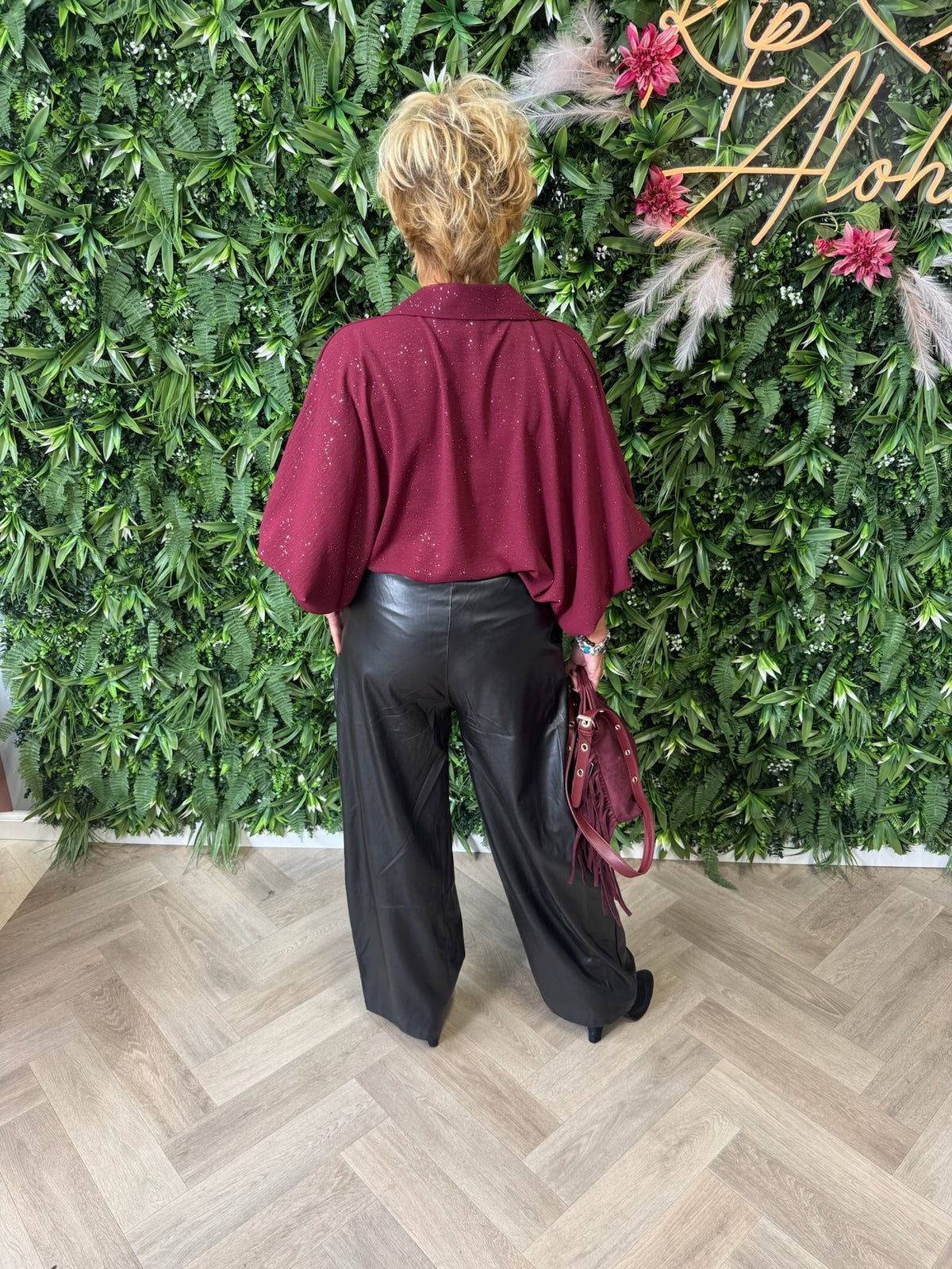 Blouse glitter flakes pofmouwen bordeaux