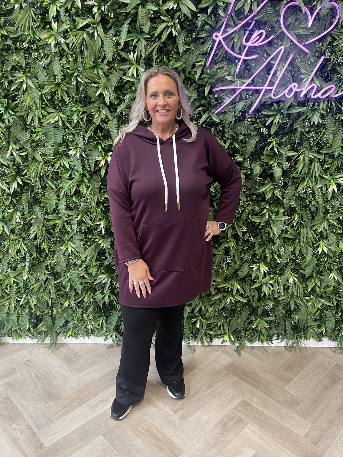 Sweaterdress met capuchon uni aubergine