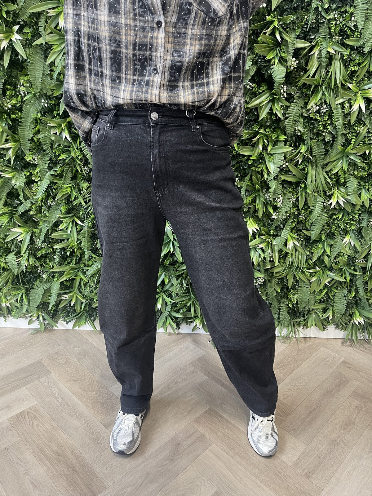 Norfy barrel jeans zwart