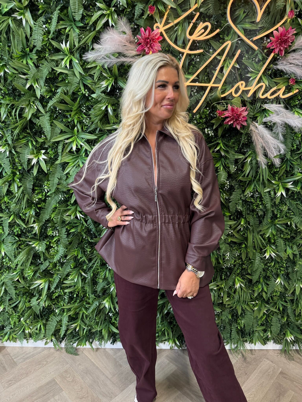 Leatherlook jasje elastieken taille aubergine