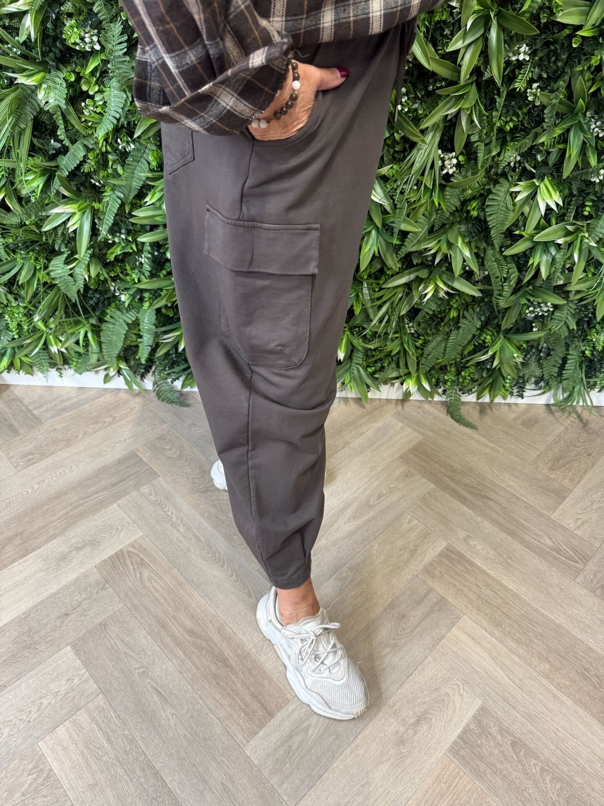 Cargo broek donkerbruin