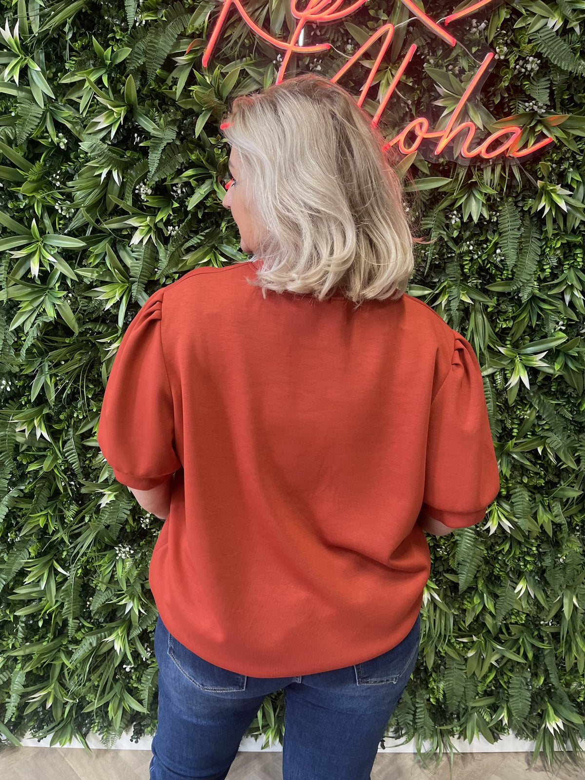 Sweater korte pofmouwen donkeroranje