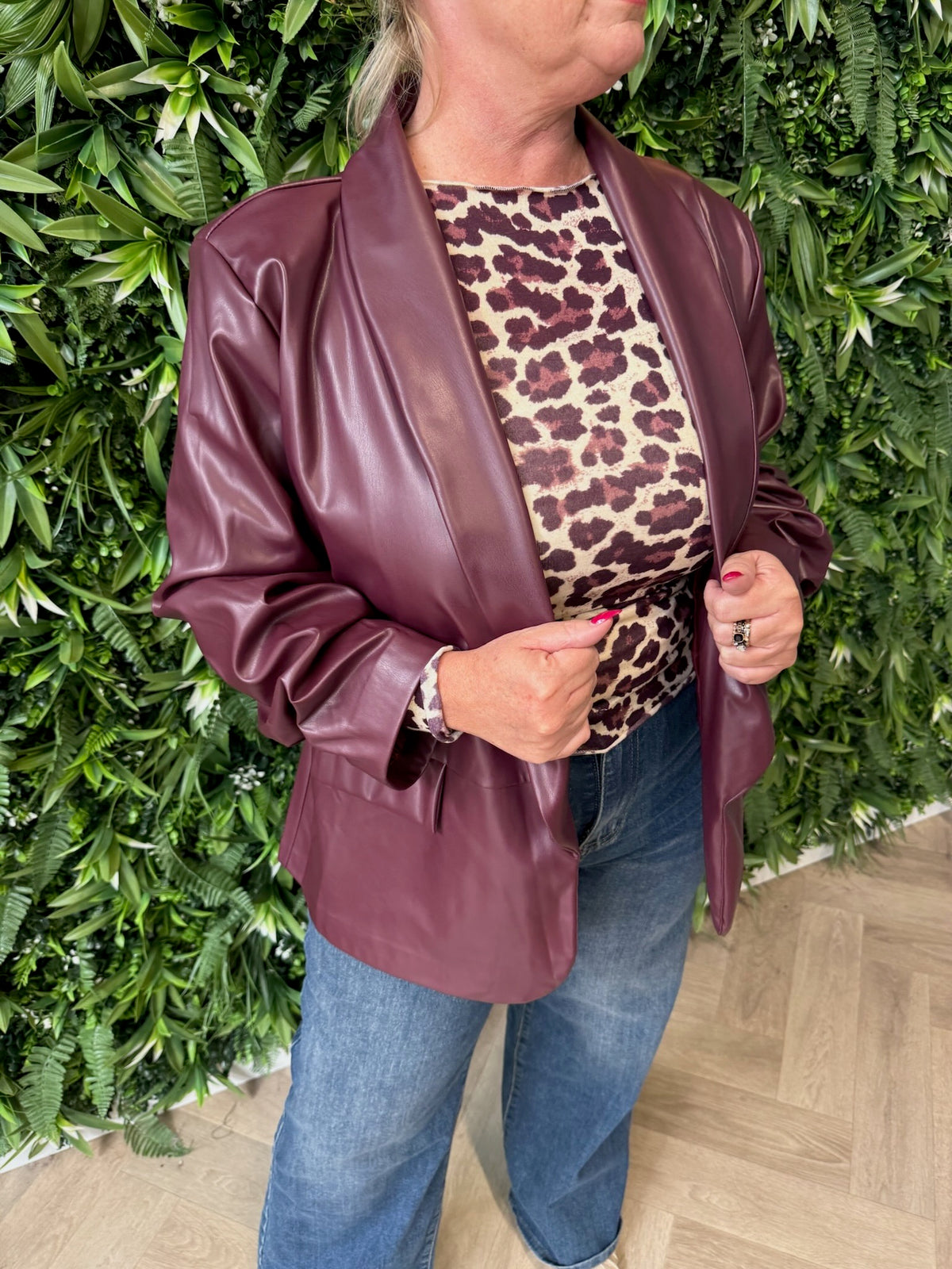 Leatherlook blazer ophaalmouwen bordeaux