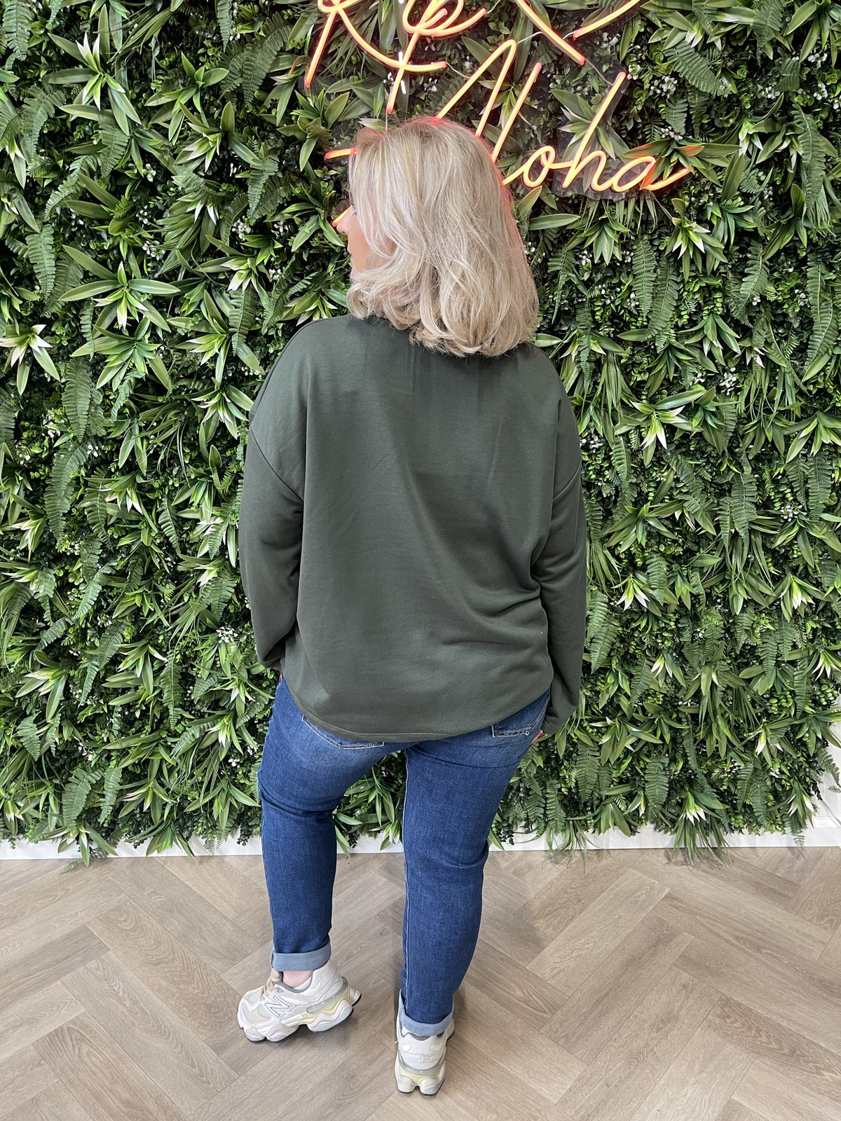 Sweater wijde mouwen applicatie uni donkergroen