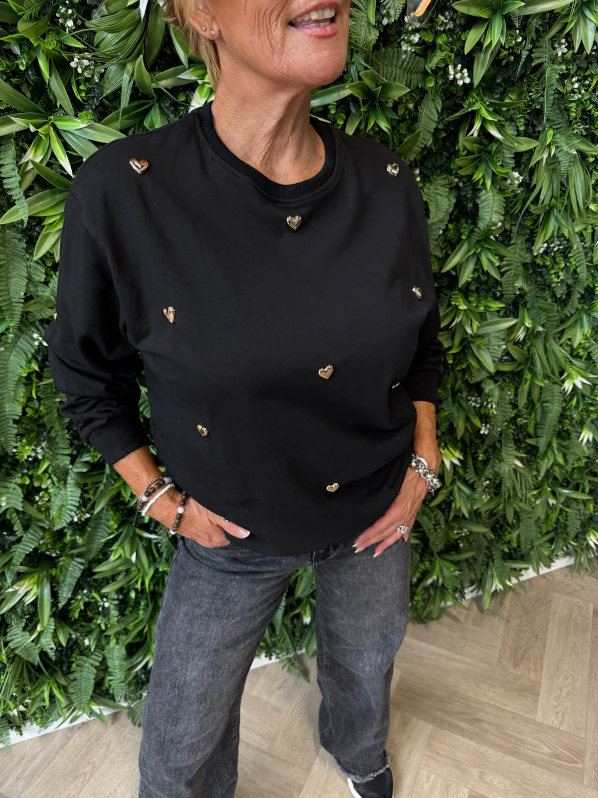Sweater met hartjes zwart