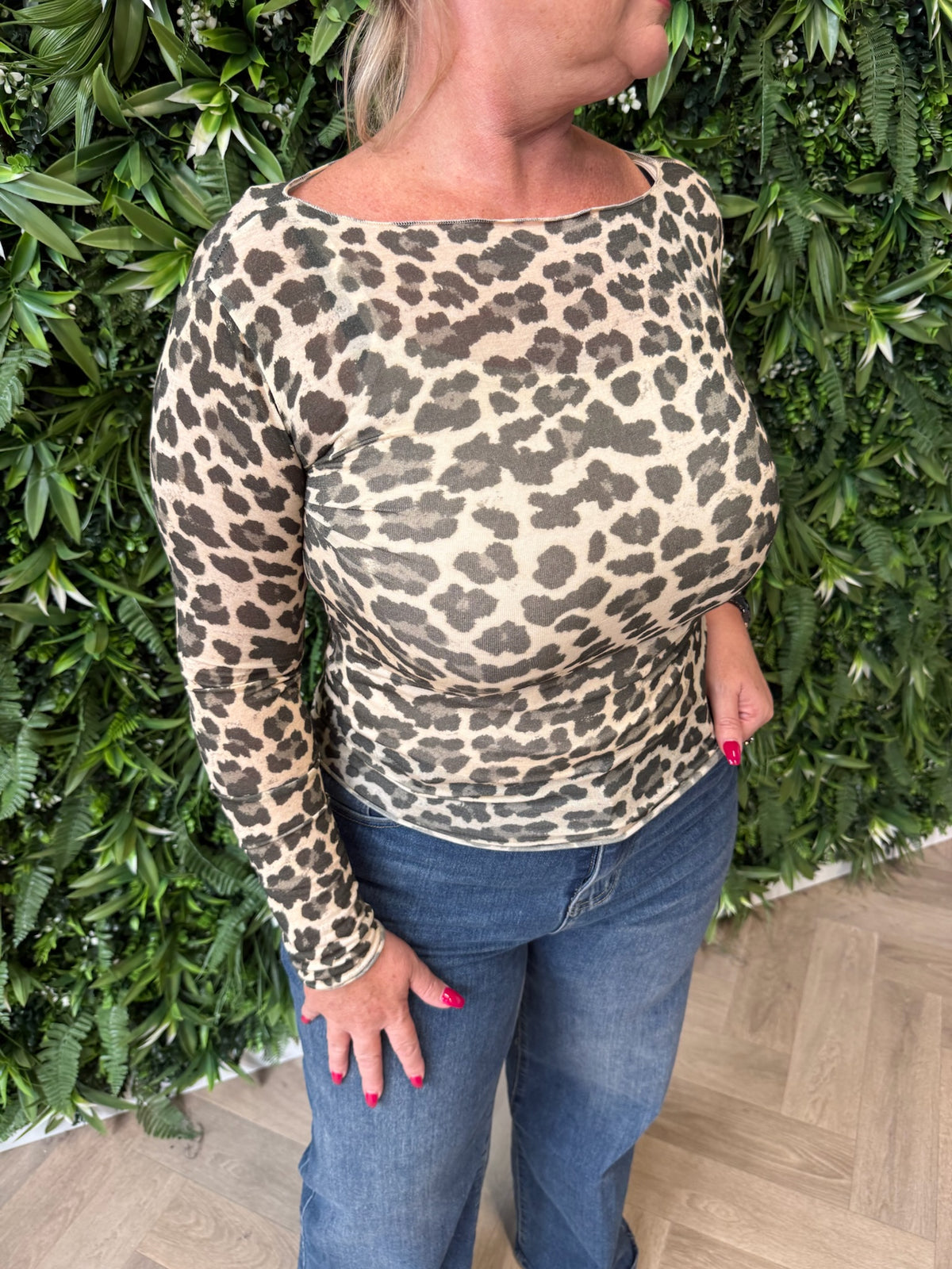 Mesh top panterprint legergroen