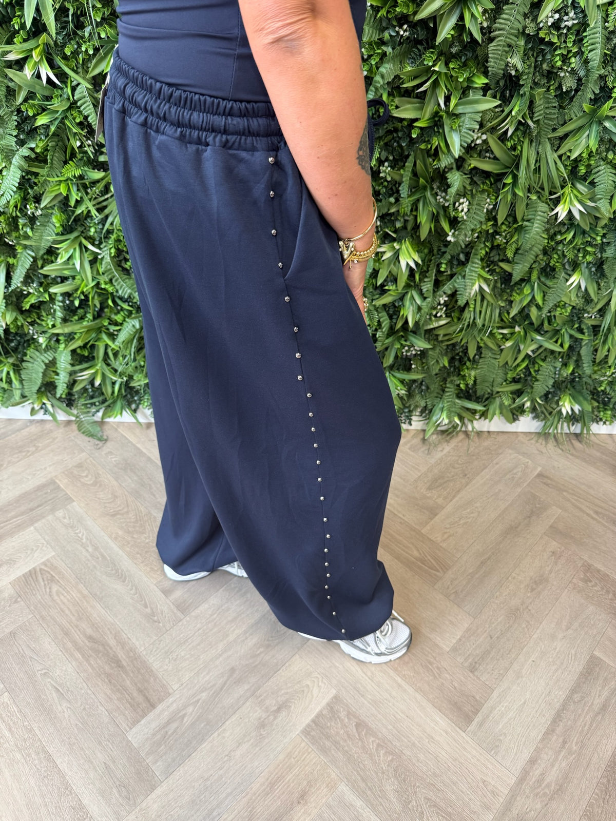 Comfy broek met studs detail marineblauw