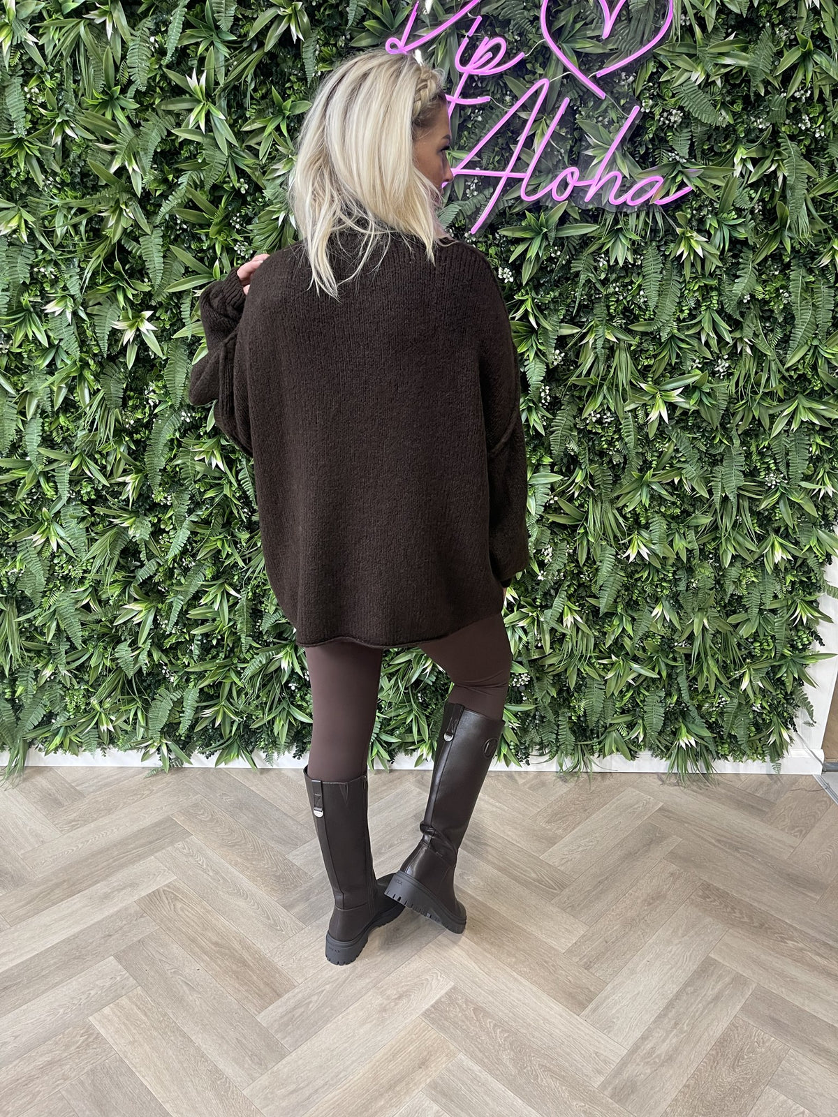 Gebreide trui turtle neck pofmouwen donkerbruin