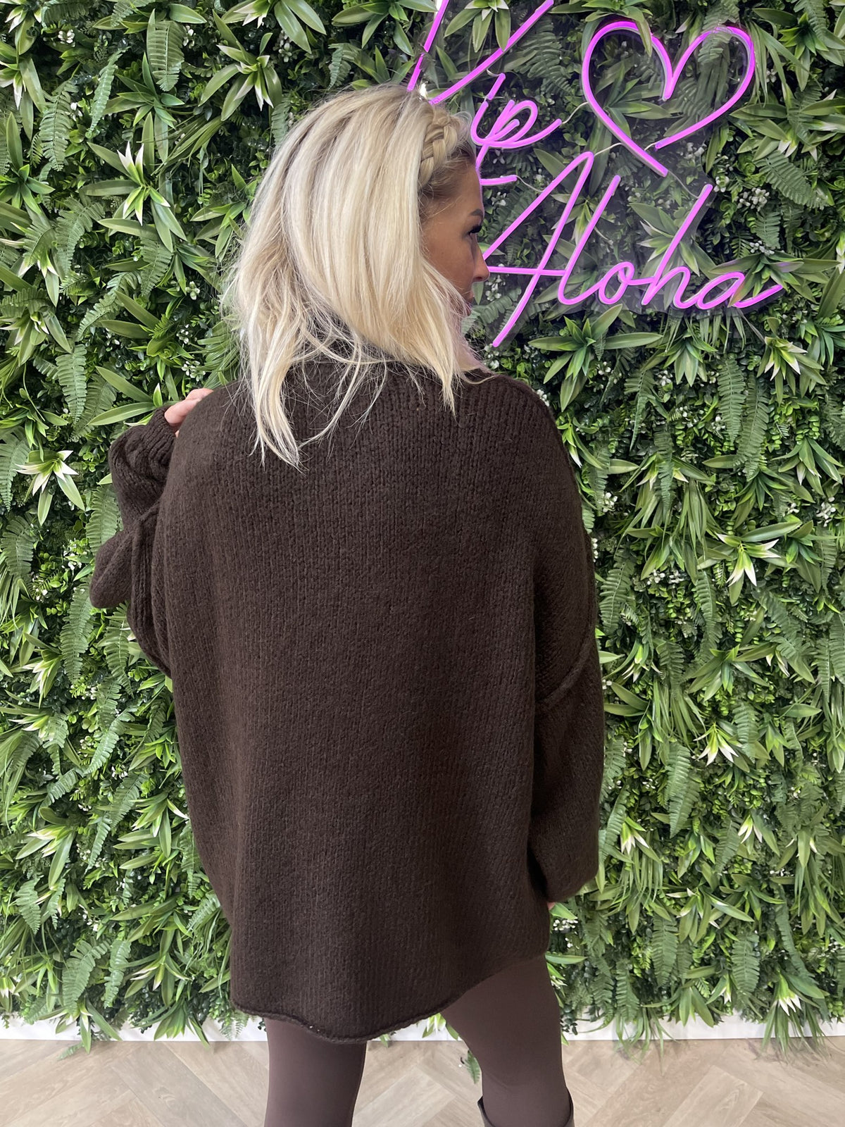 Gebreide trui turtle neck pofmouwen donkerbruin