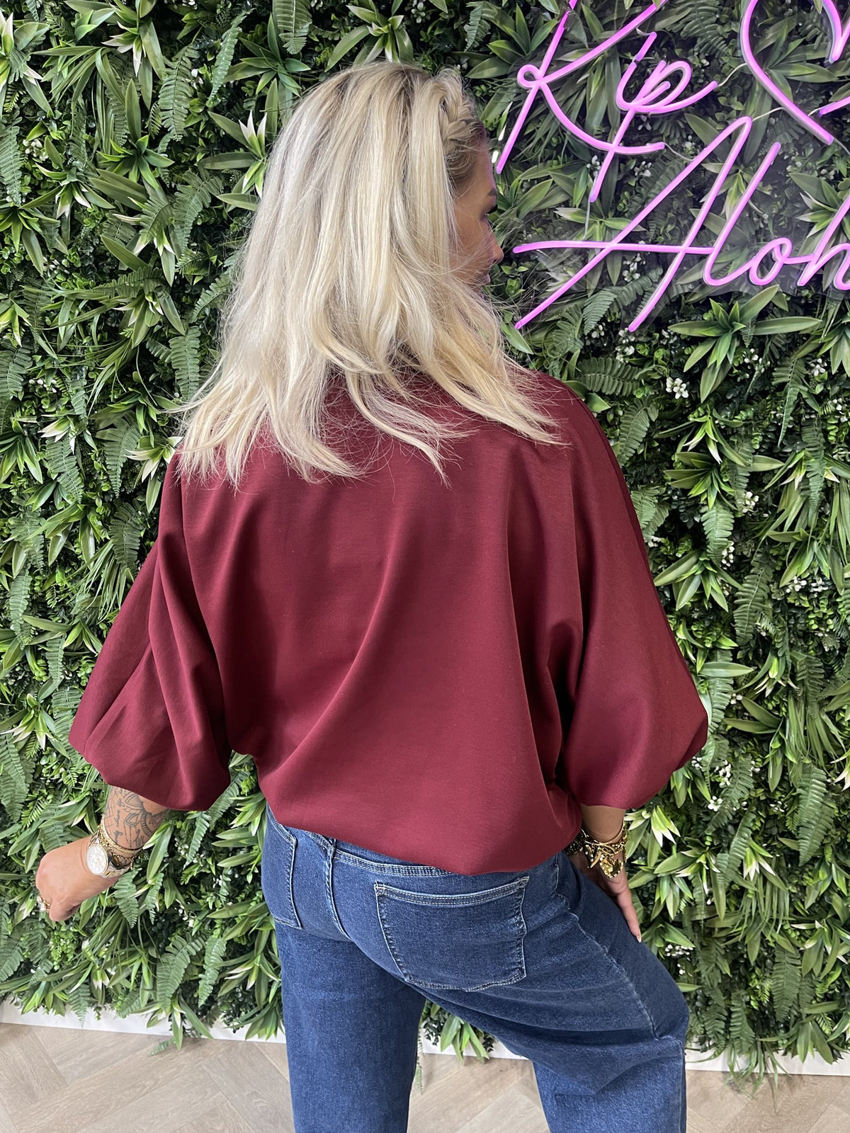 Vleermuis trui met leatherlook kraag bordeaux