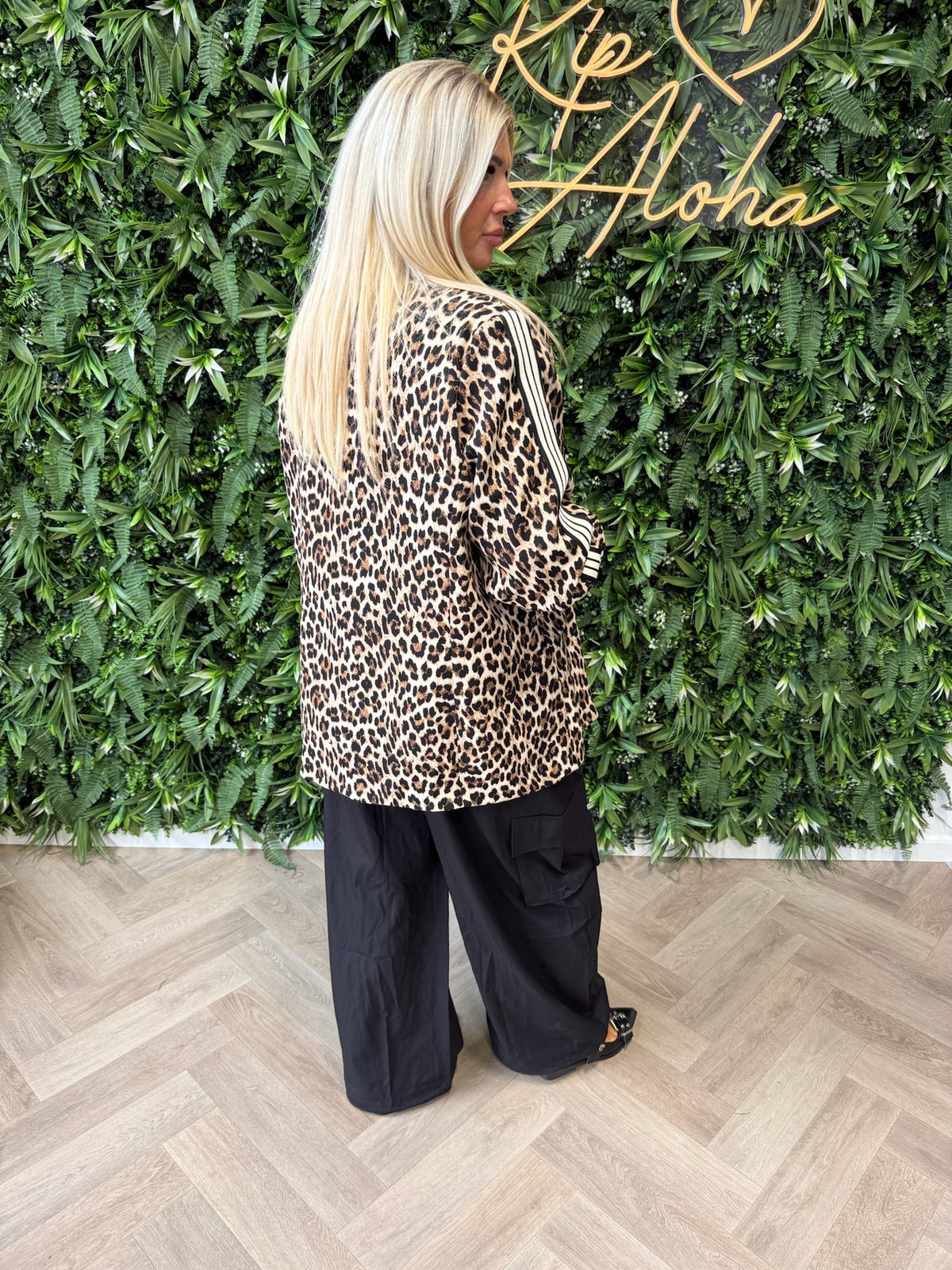 Blazer panterprint met bies camel