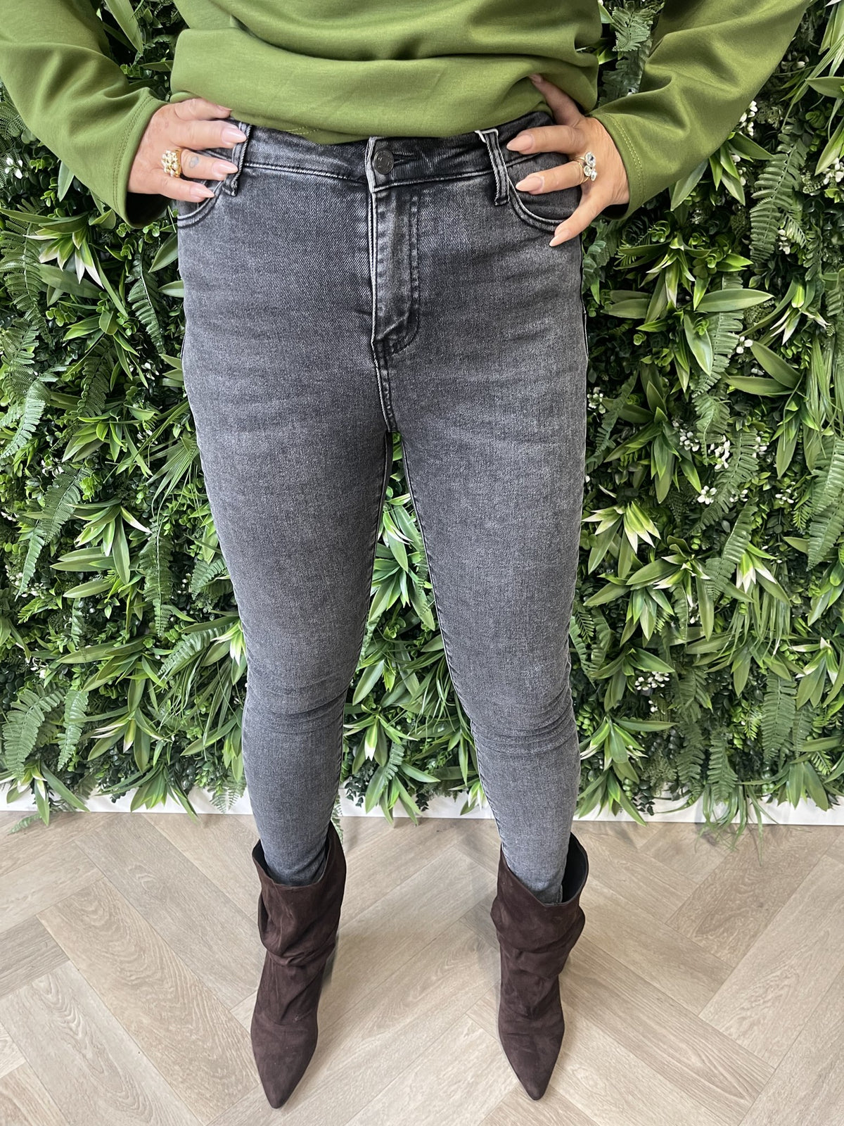 Redberry push-up jeans skinny antraciet