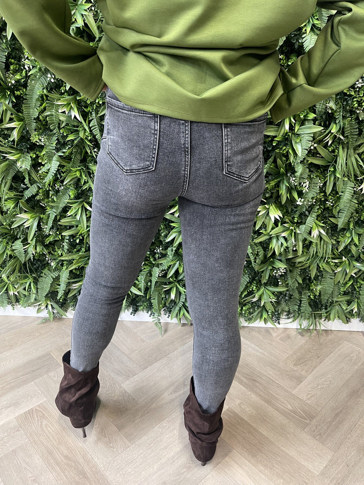 Redberry push-up jeans skinny antraciet
