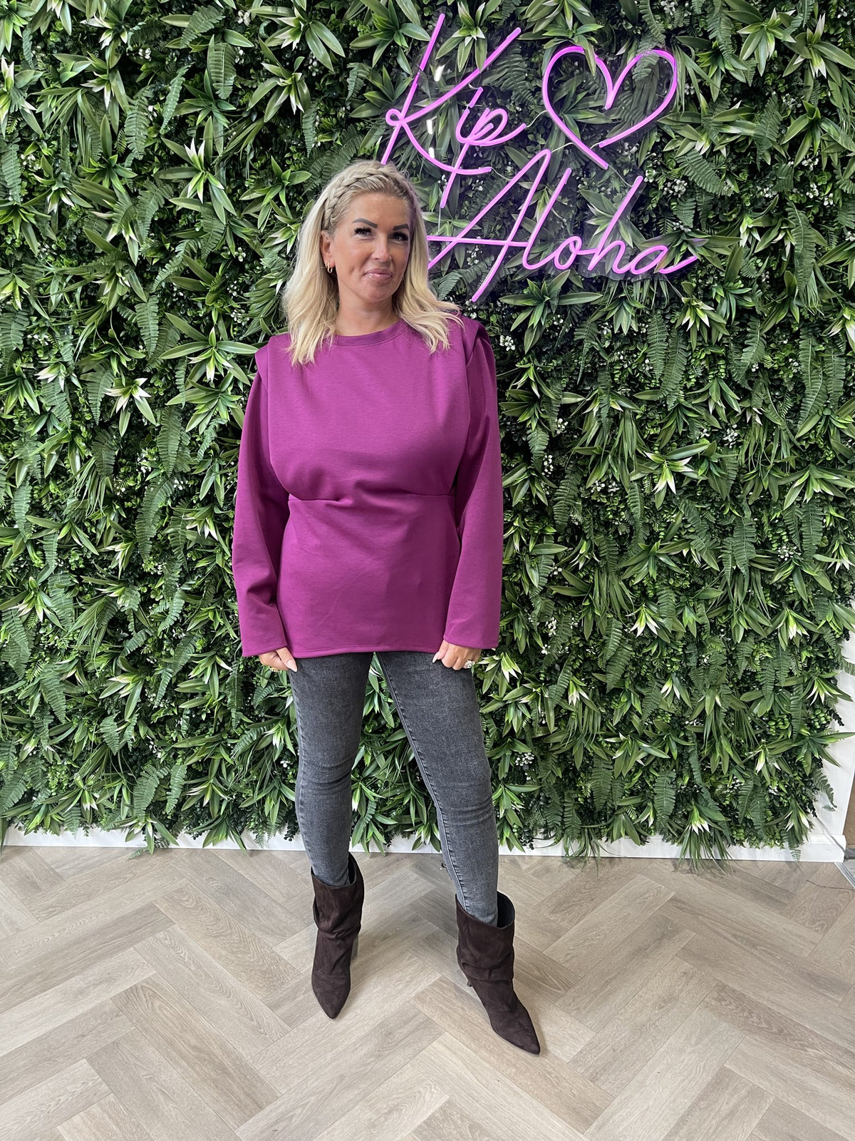 Sweater getailleerd detail uni cyclaam