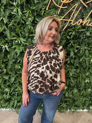 Top mouwloos giraffe print donkerbruin