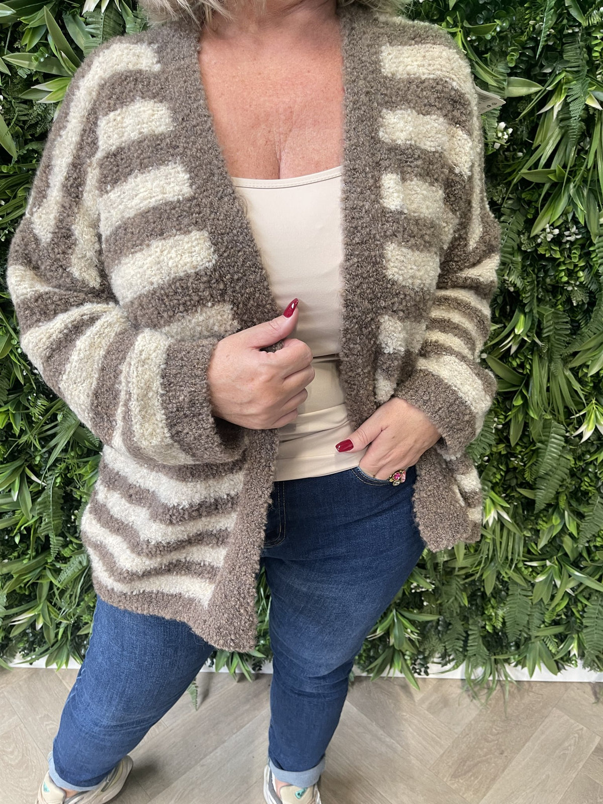 Boucle vest met strepen bruin/beige
