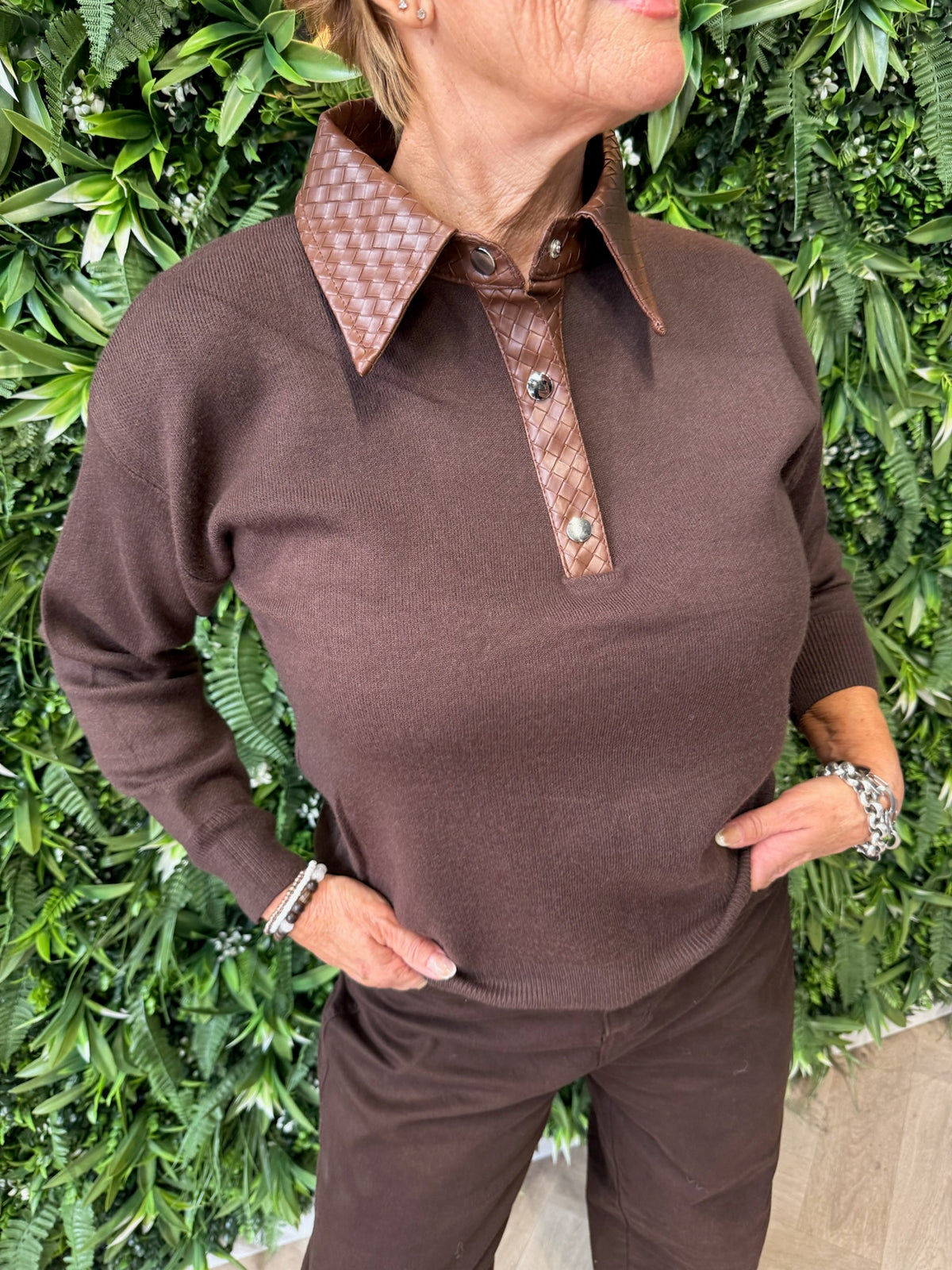 Trui leatherlook kraag bruin