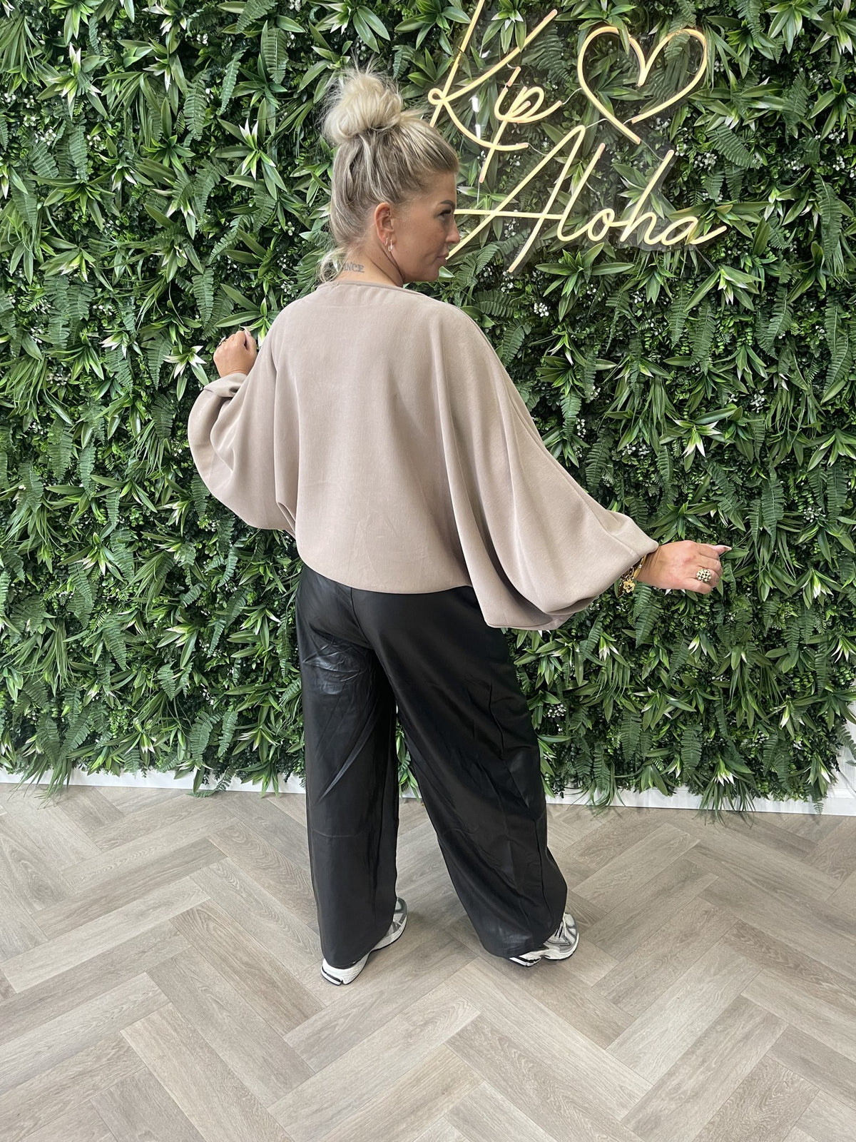Vleermuis sweater taupe