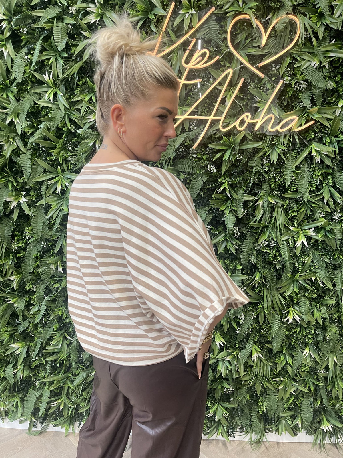 Top vleermuis streep beige