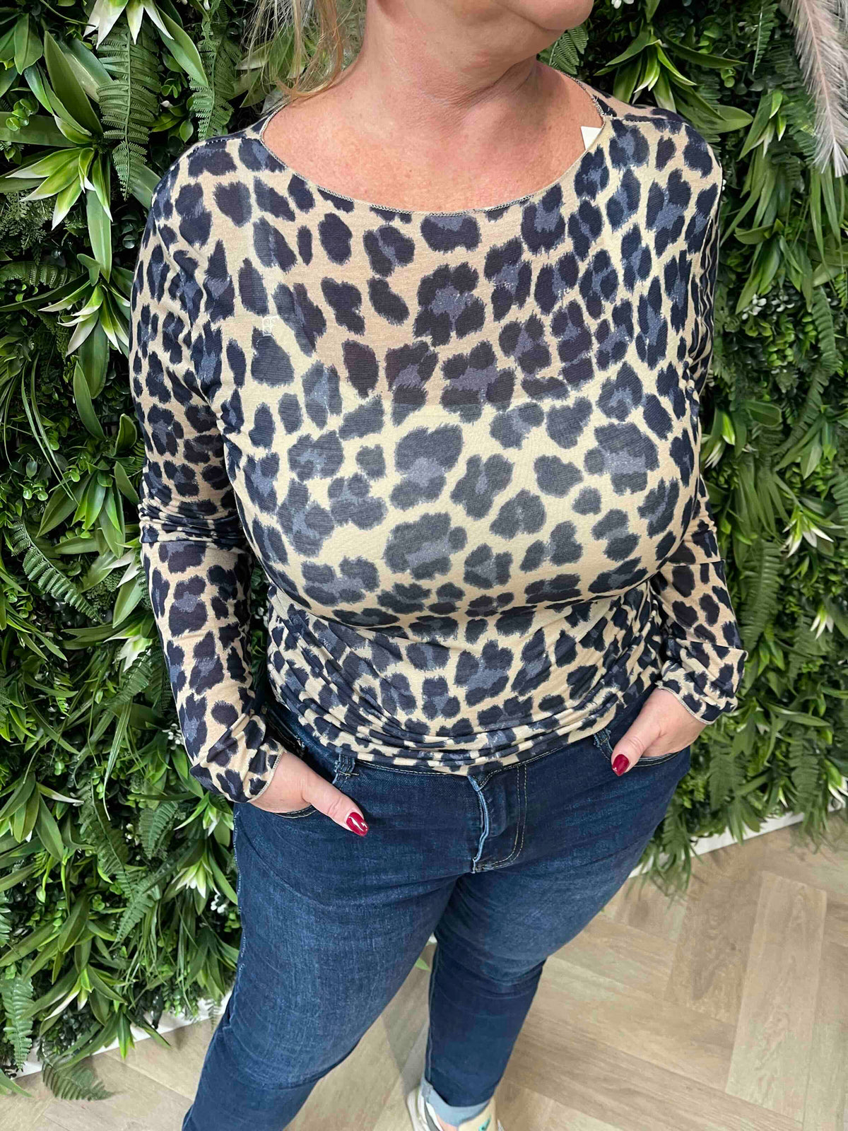 Mesh top panterprint marineblauw