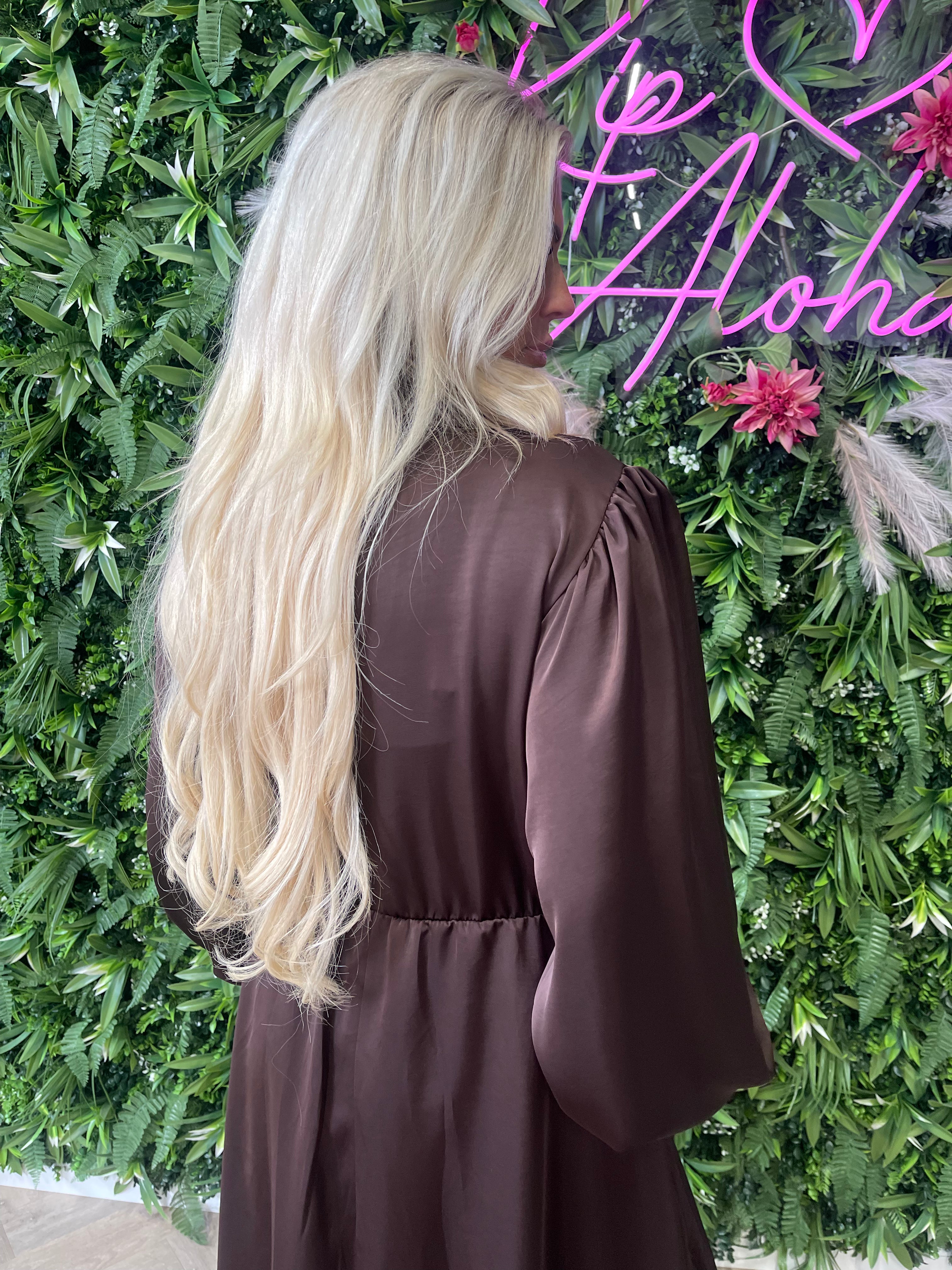 lange silky jurk donkerbruin